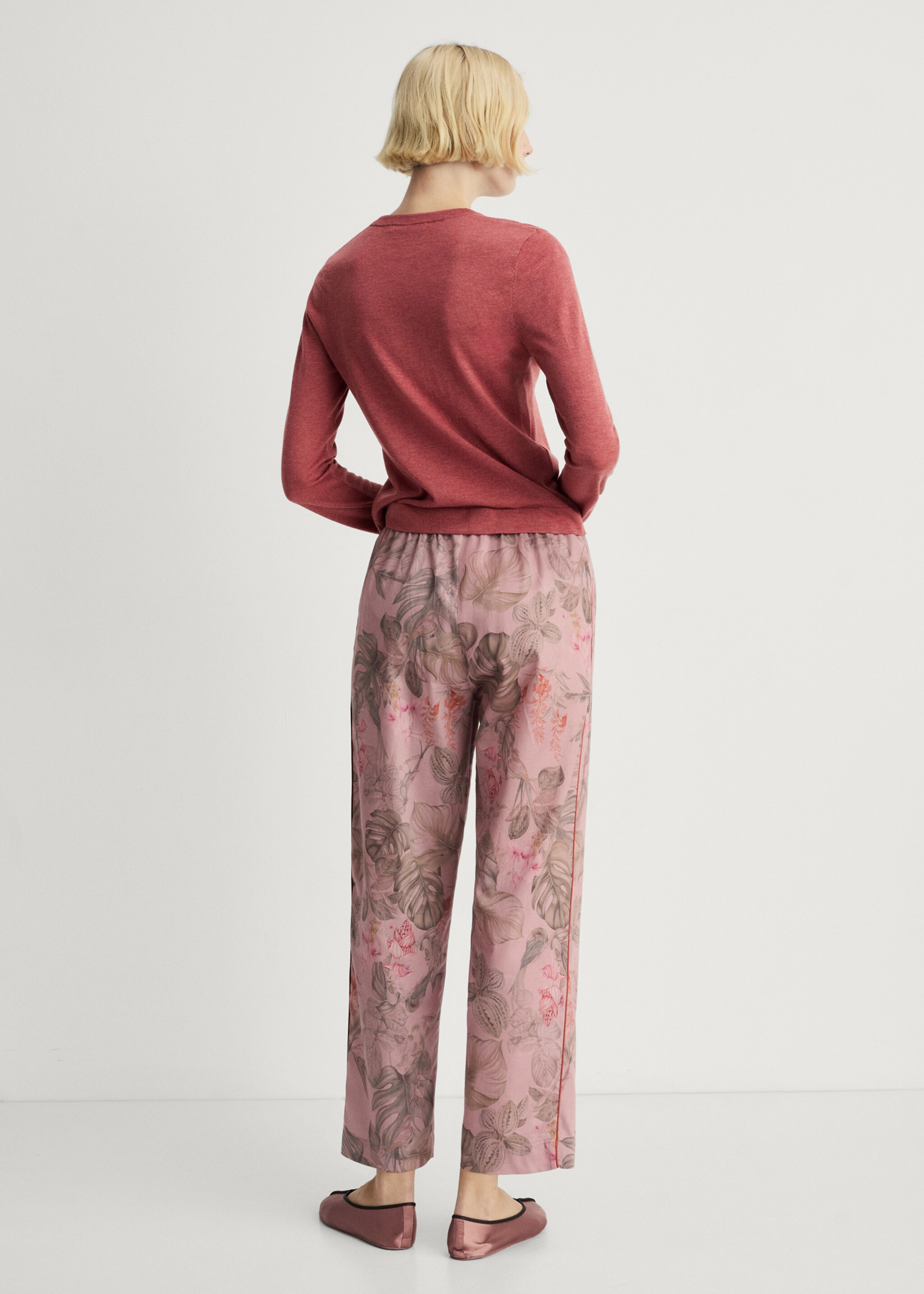 Pull en maille à col rond - Verso de l’article, Rose géranium. Ref: 87062892-00.