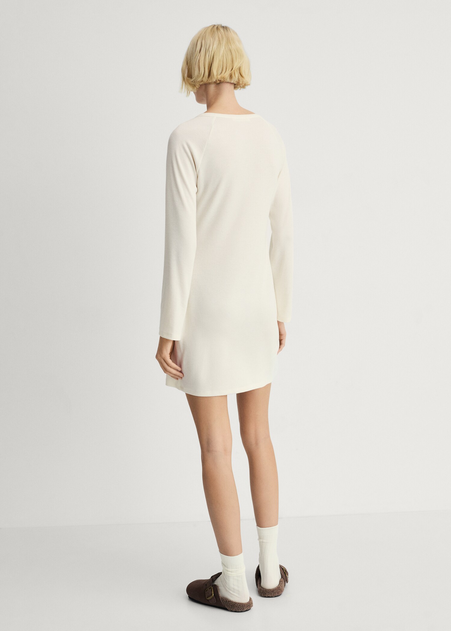 Nachthemd aus Rippstrick - Rückseite des Artikels