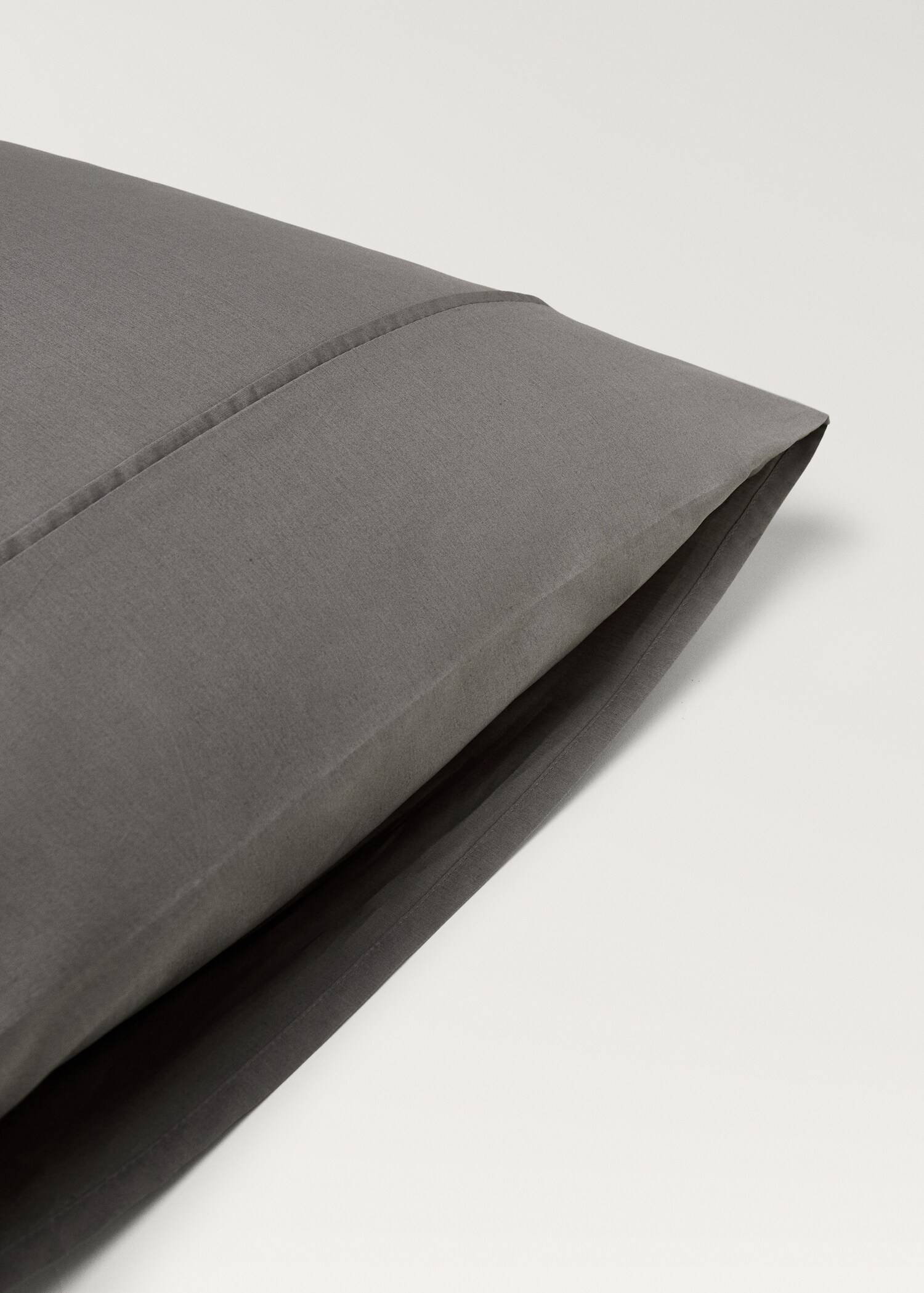 Two 300-thread count cotton percale pillowcases 50x75 cm - Details of the article 2