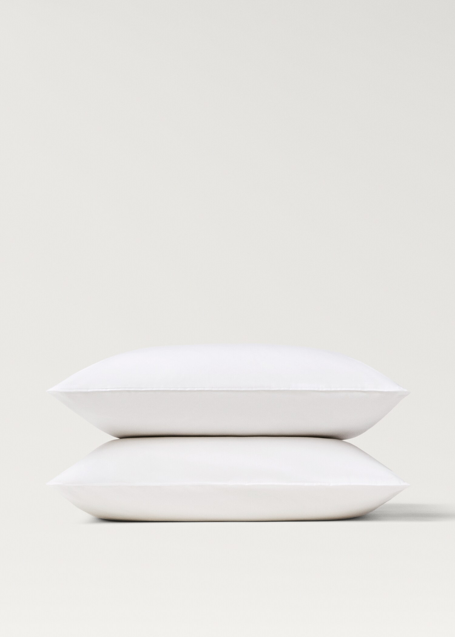 Two 300-thread count cotton percale pillowcases 60x60 cm - Details of the article 1