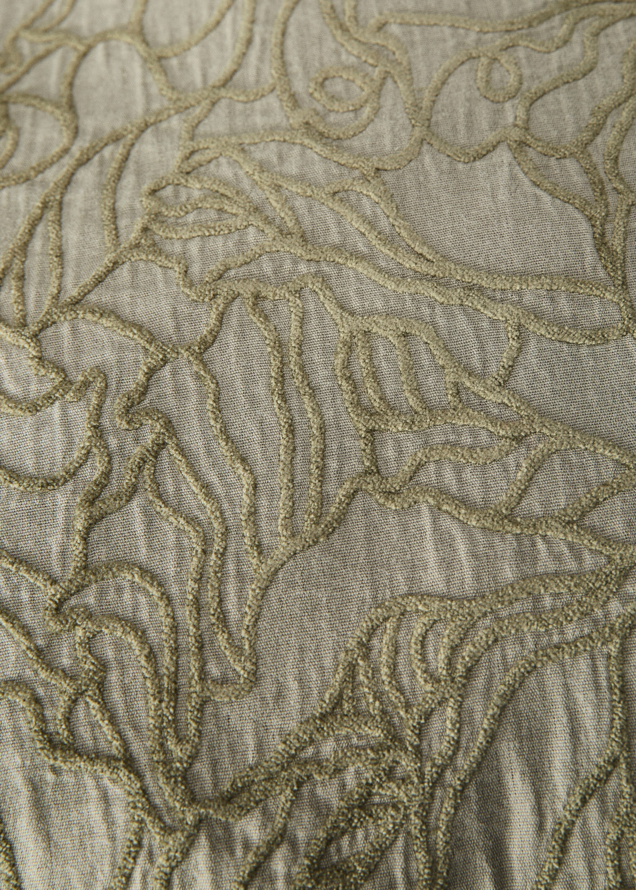 Jacquard fabric cushion cover 50x50 cm - Details of the article 2, Forest Green. Ref: 87062948-00.