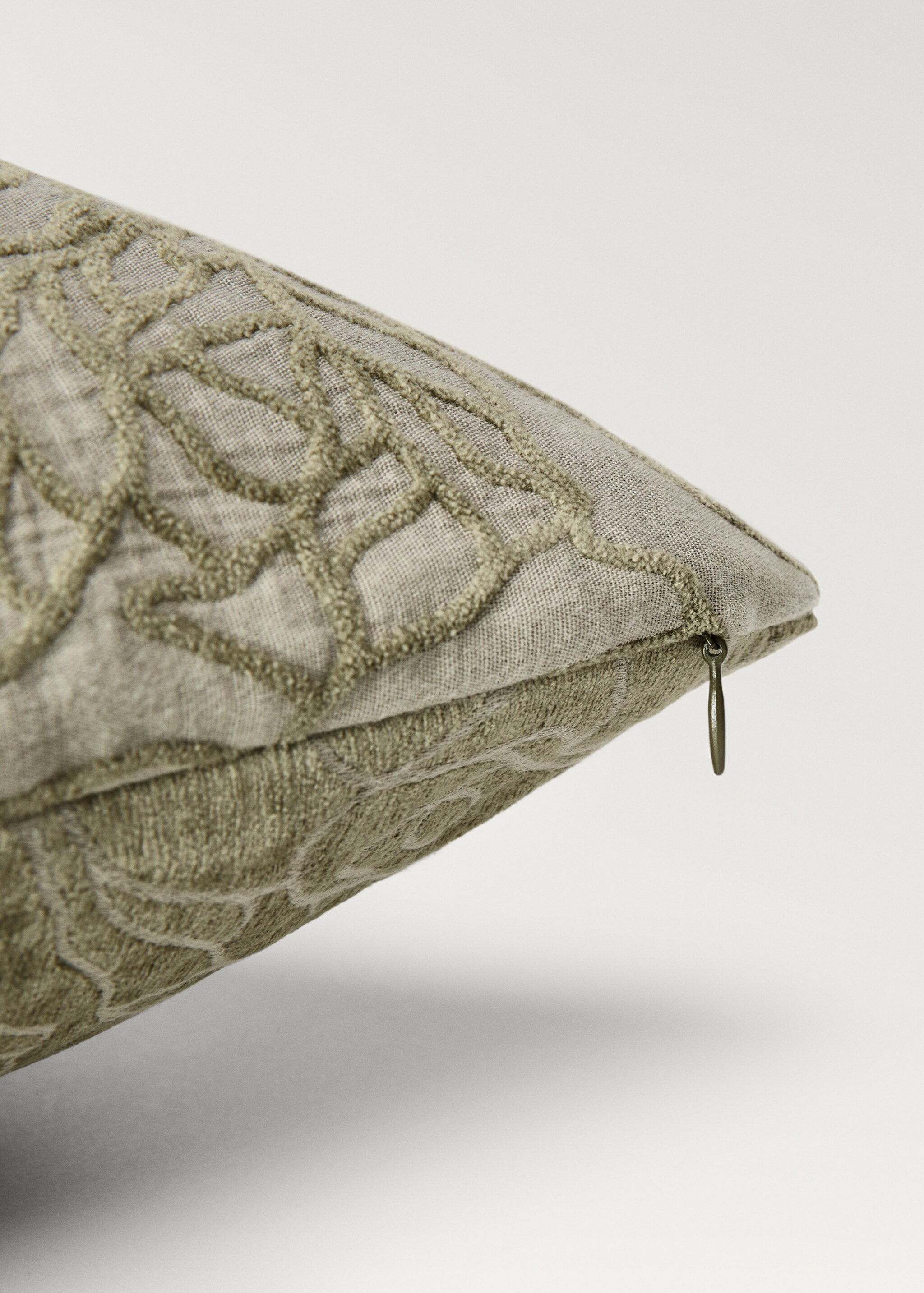 Jacquard fabric cushion cover 50x50 cm - Details of the article 3, Forest Green. Ref: 87062948-00.