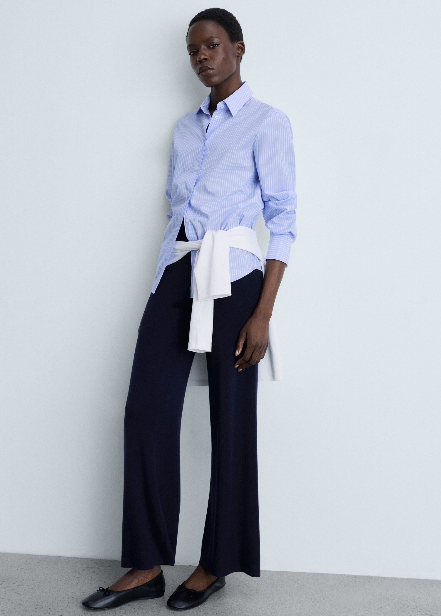 Straight knitted trousers - Details of the article 2