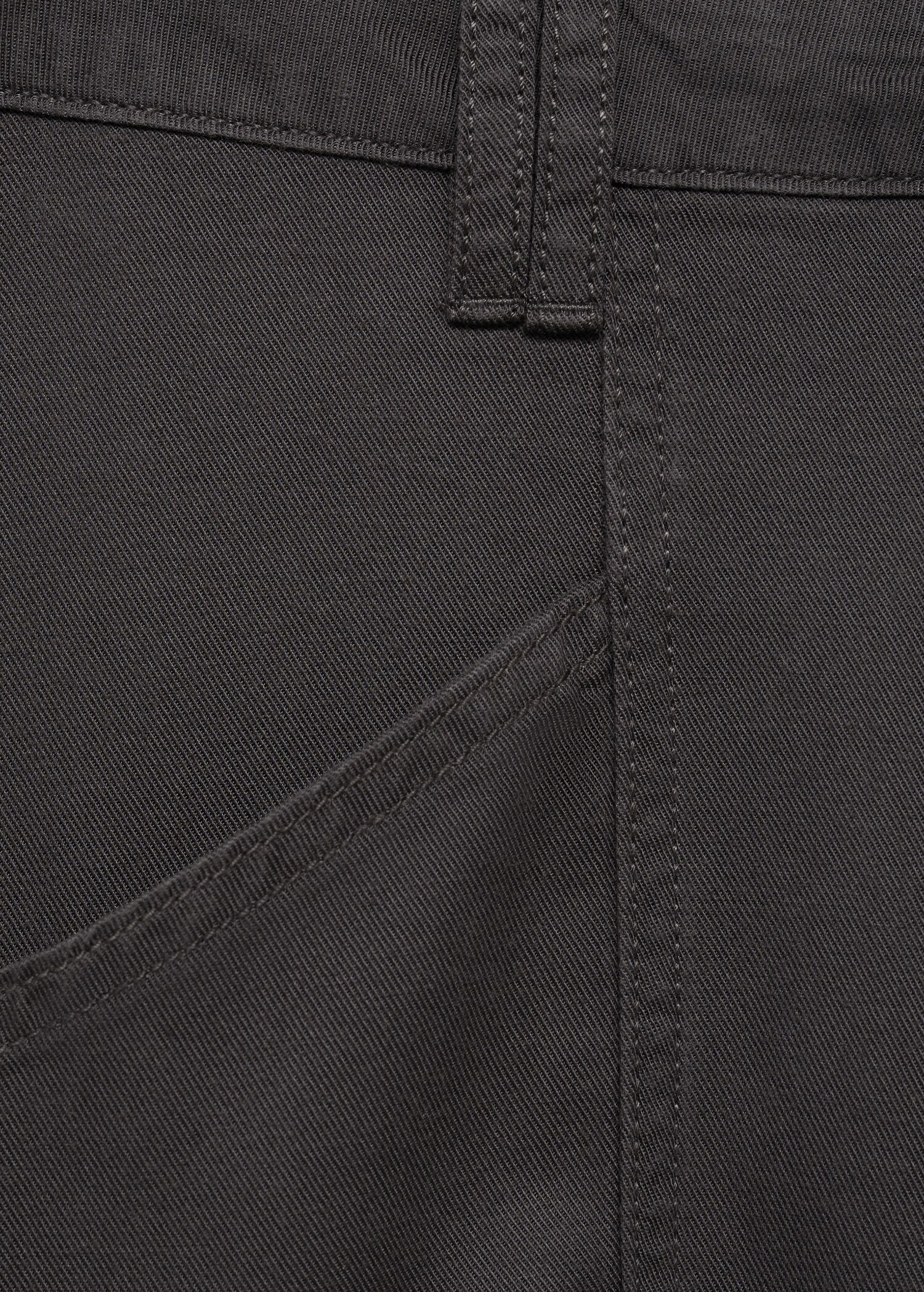 Straight trousers - Details of the article 0