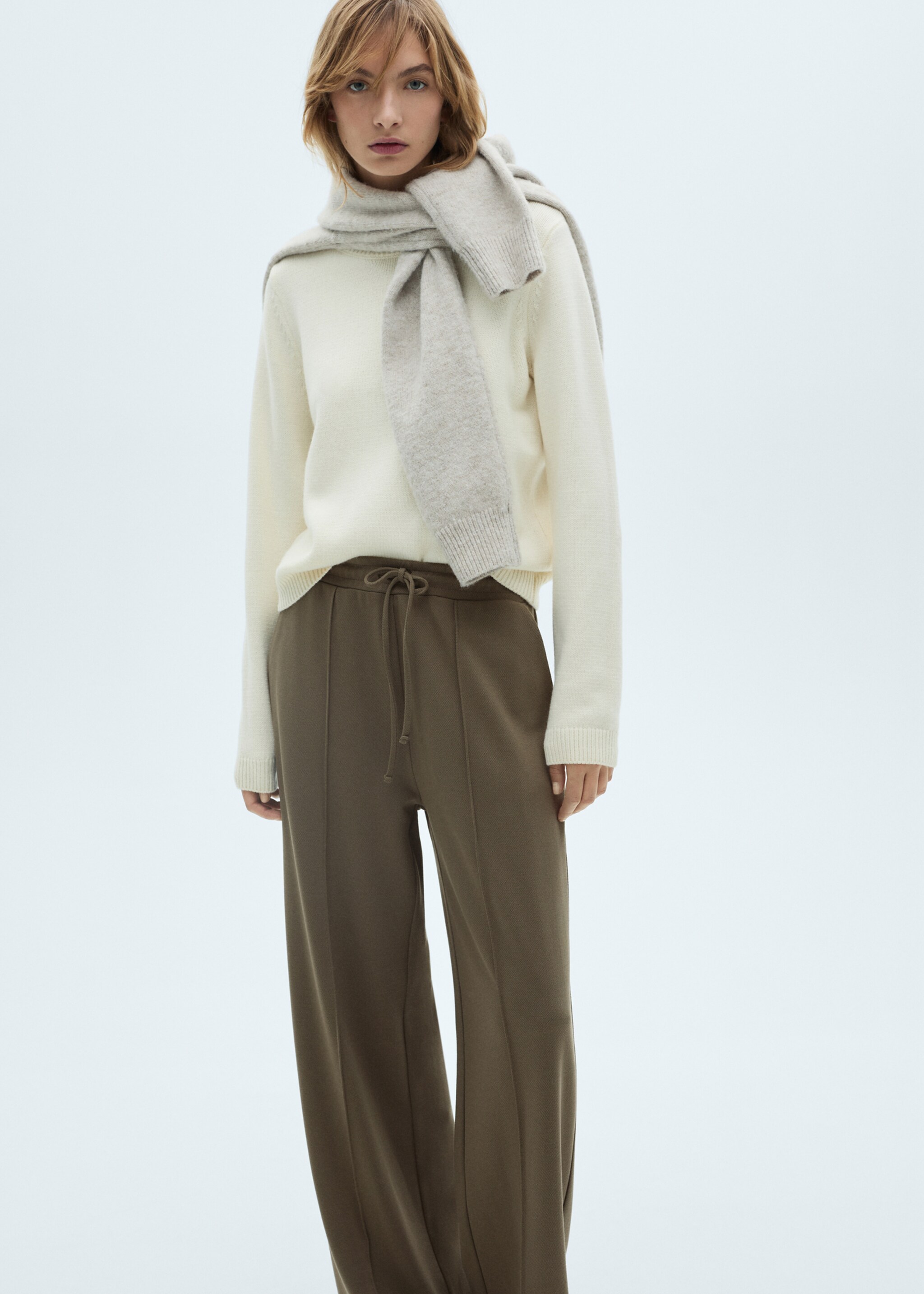 Wide leg jogger trousers - Details of the article 2, Khaki. Ref: 87063280-00.