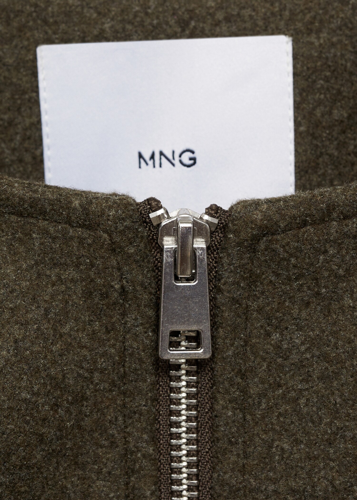 Gathered bomber jacket - Details of the article 8