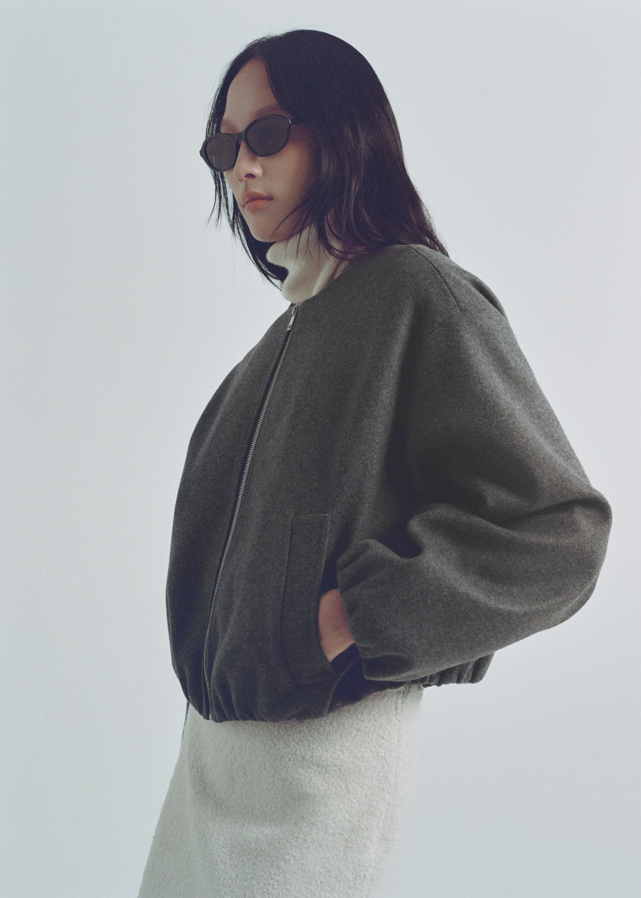 Gathered bomber jacket - Details of the article 7, Grey. Ref: 87063290-00.