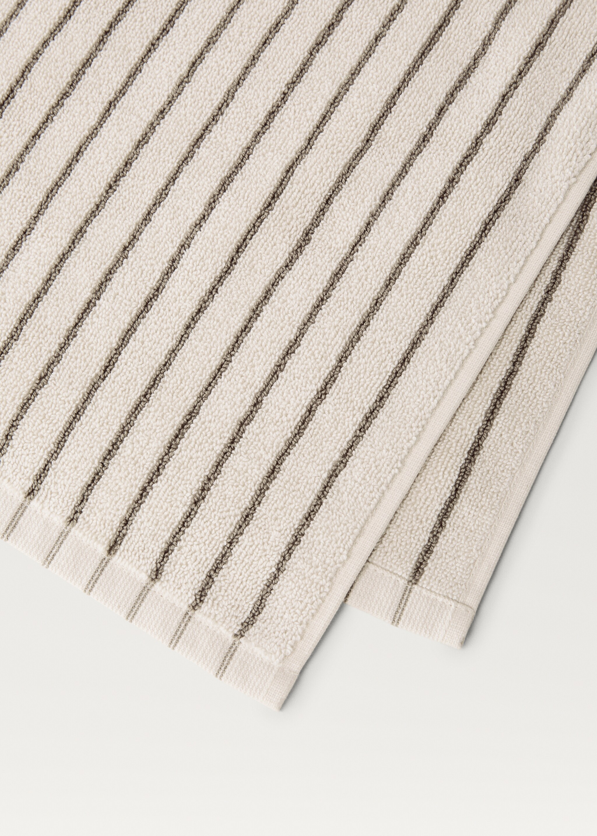 Randig badmatta i två färger - Detaljer om artikeln 2, Beige. Ref: 87063294-00.