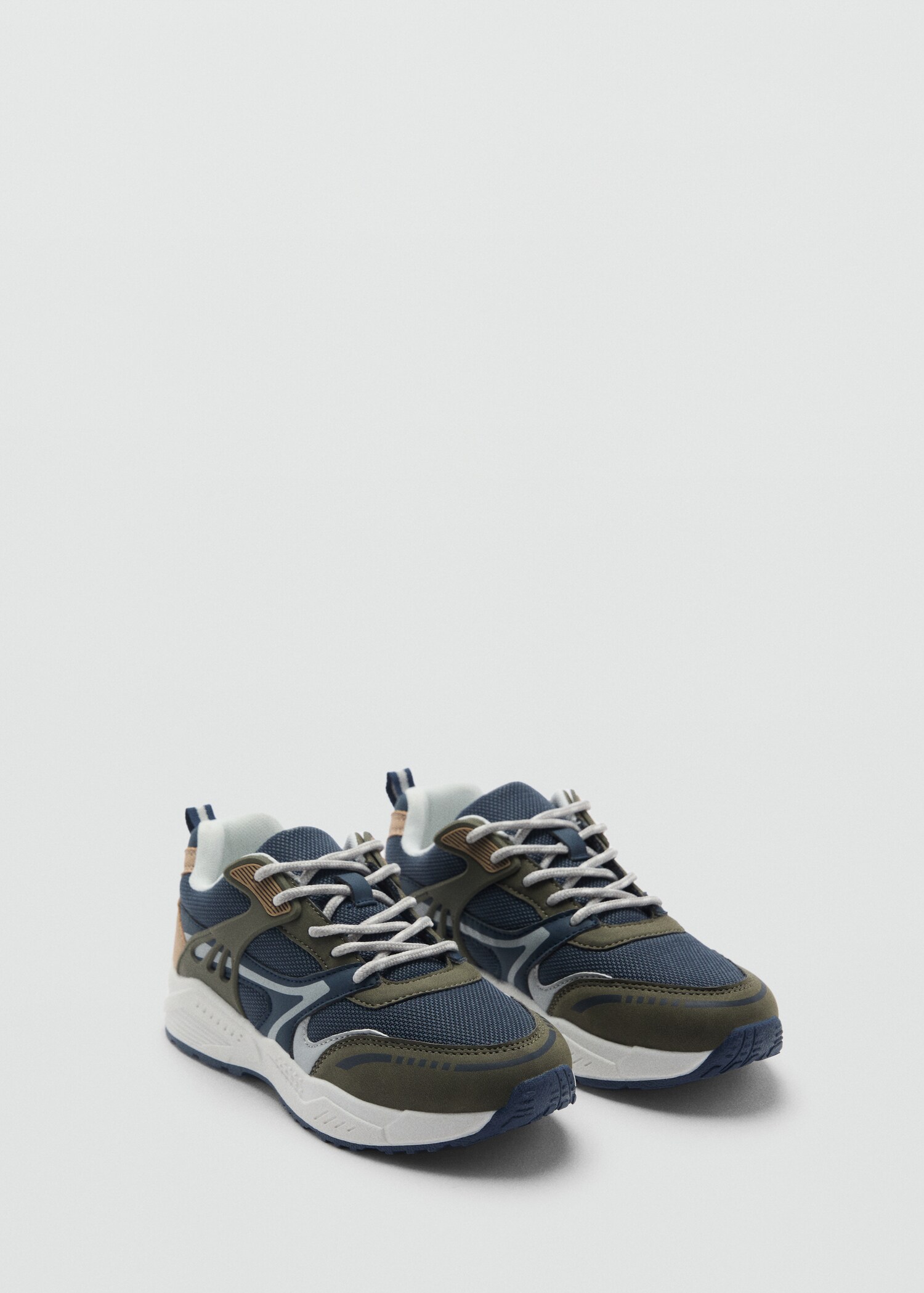 Combined trainers with laces - Medium plane