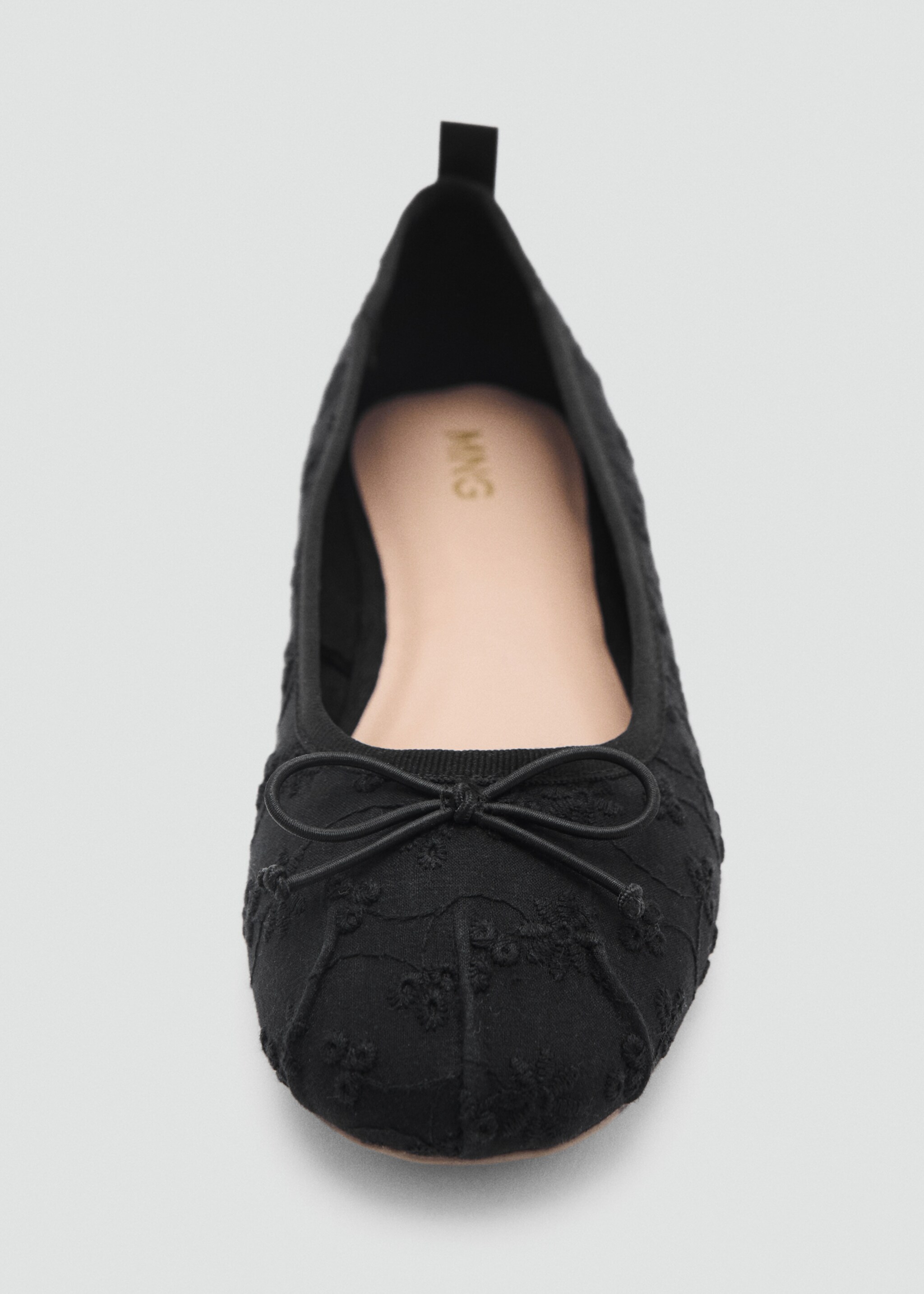 Embroidered ballet flats with bow - Details of the article 3, Black. Ref: 87063640-00.