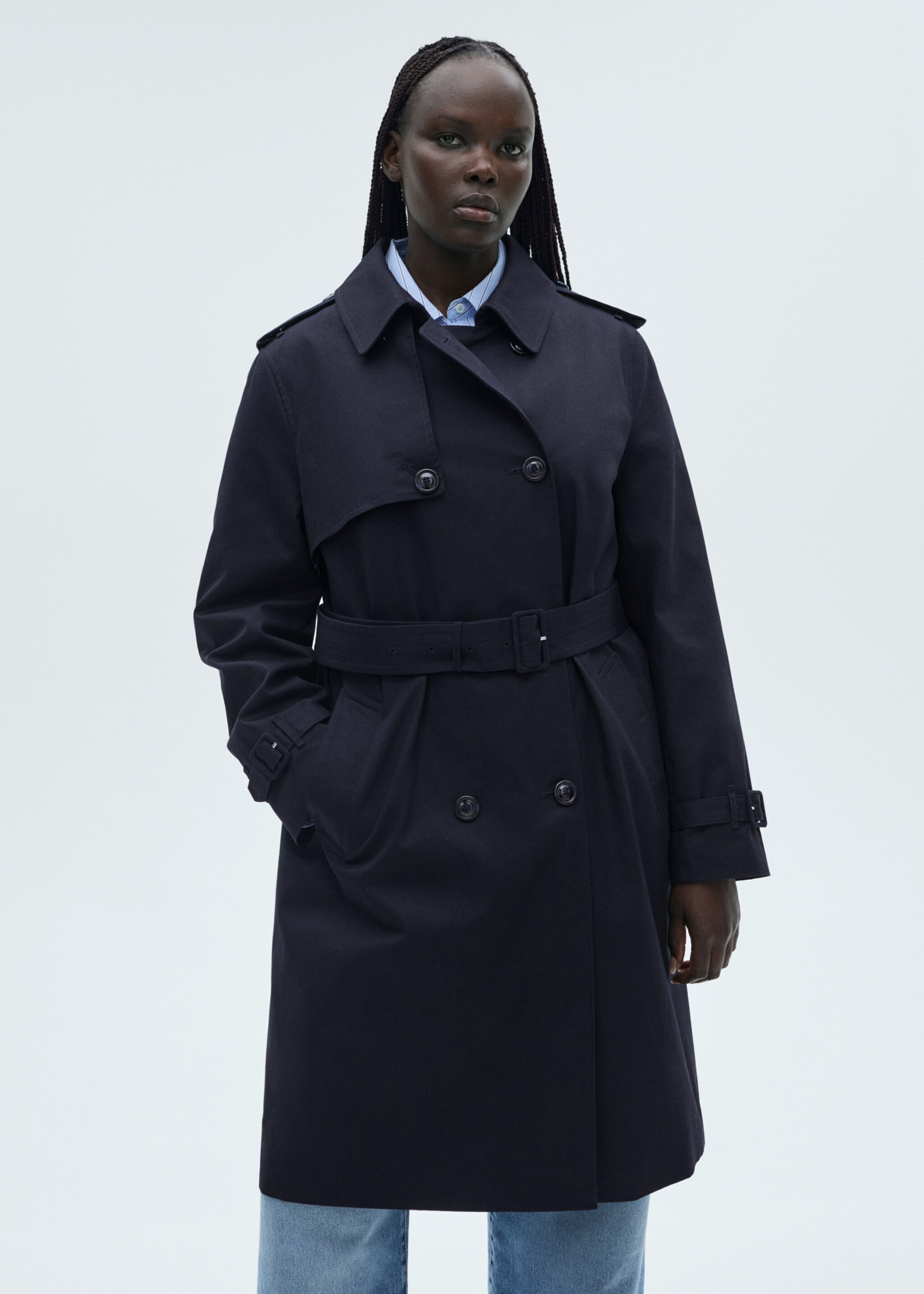 Classic trench coat with belt - Details of the article 5, Dark Navy. Ref: 87064062-00.