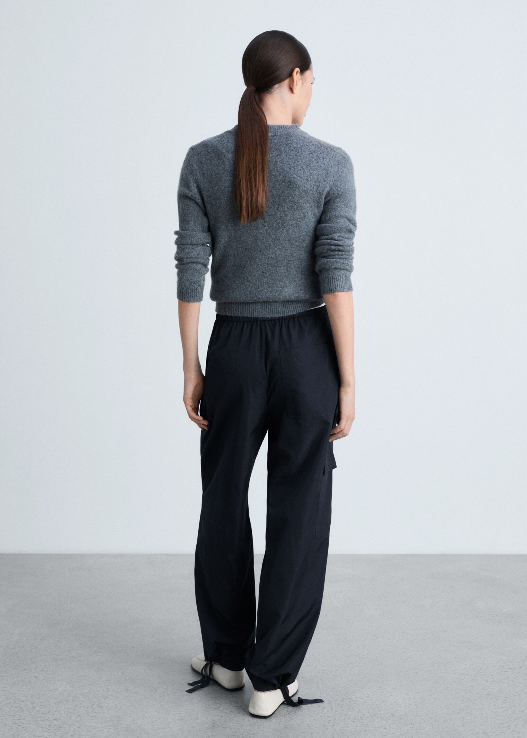 Cargo trousers with adjustable hem - Reverse of the article, Dark Navy. Ref: 87064069-00.