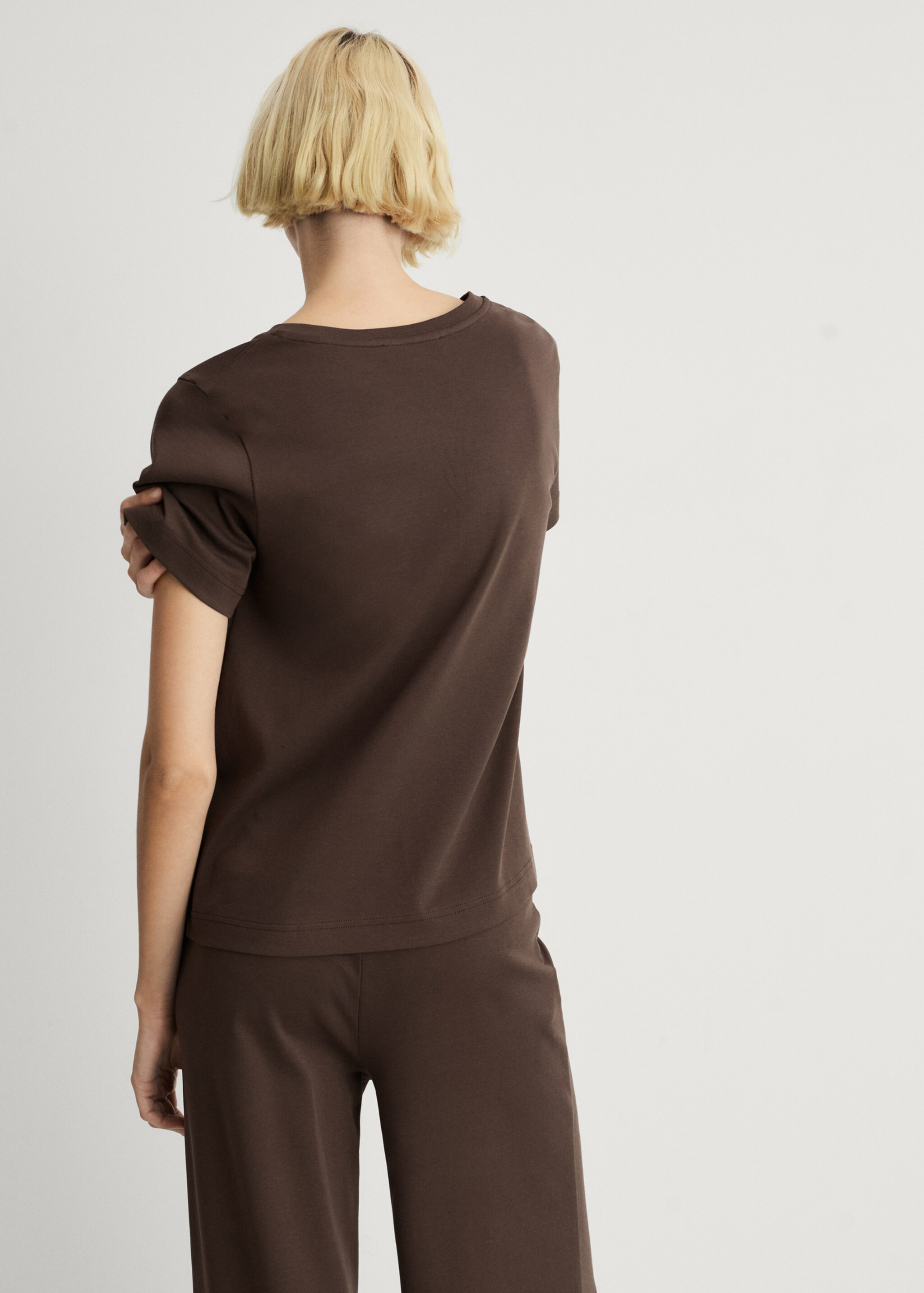 Bavlněné pyžamové tričko s výstřihem do V a jednobarevným designem - Zadní strana zboží, Hnědá. Ref: 87064073-00.