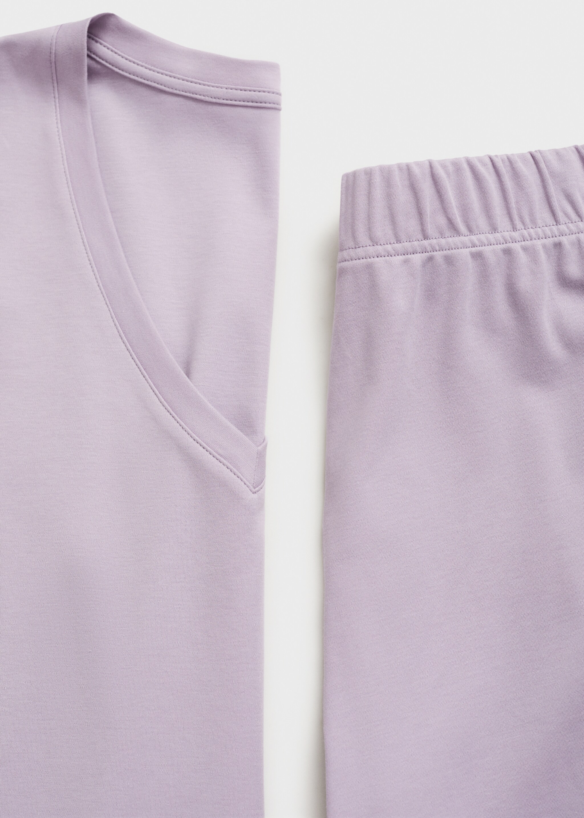 Plain V-neck cotton pyjama t-shirt - Details of the article 0, Lavender. Ref: 87064073-00.