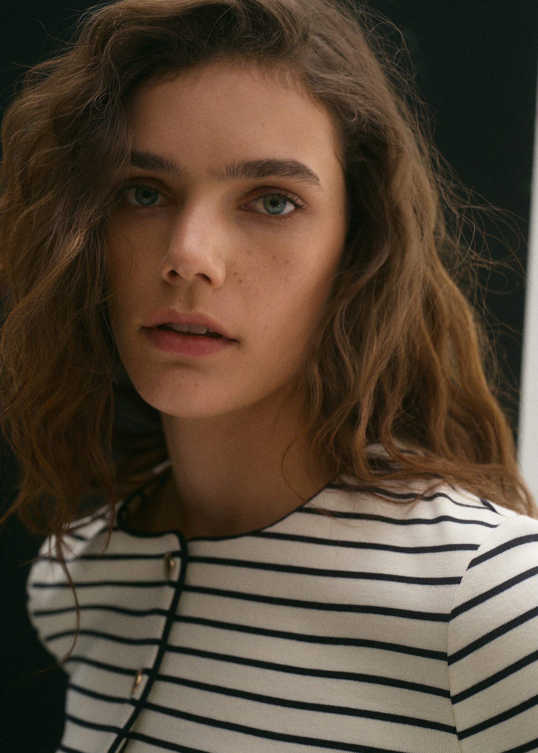 Stripped knit cardigan - Details of the article 1, Ecru. Ref: 87064079-00.