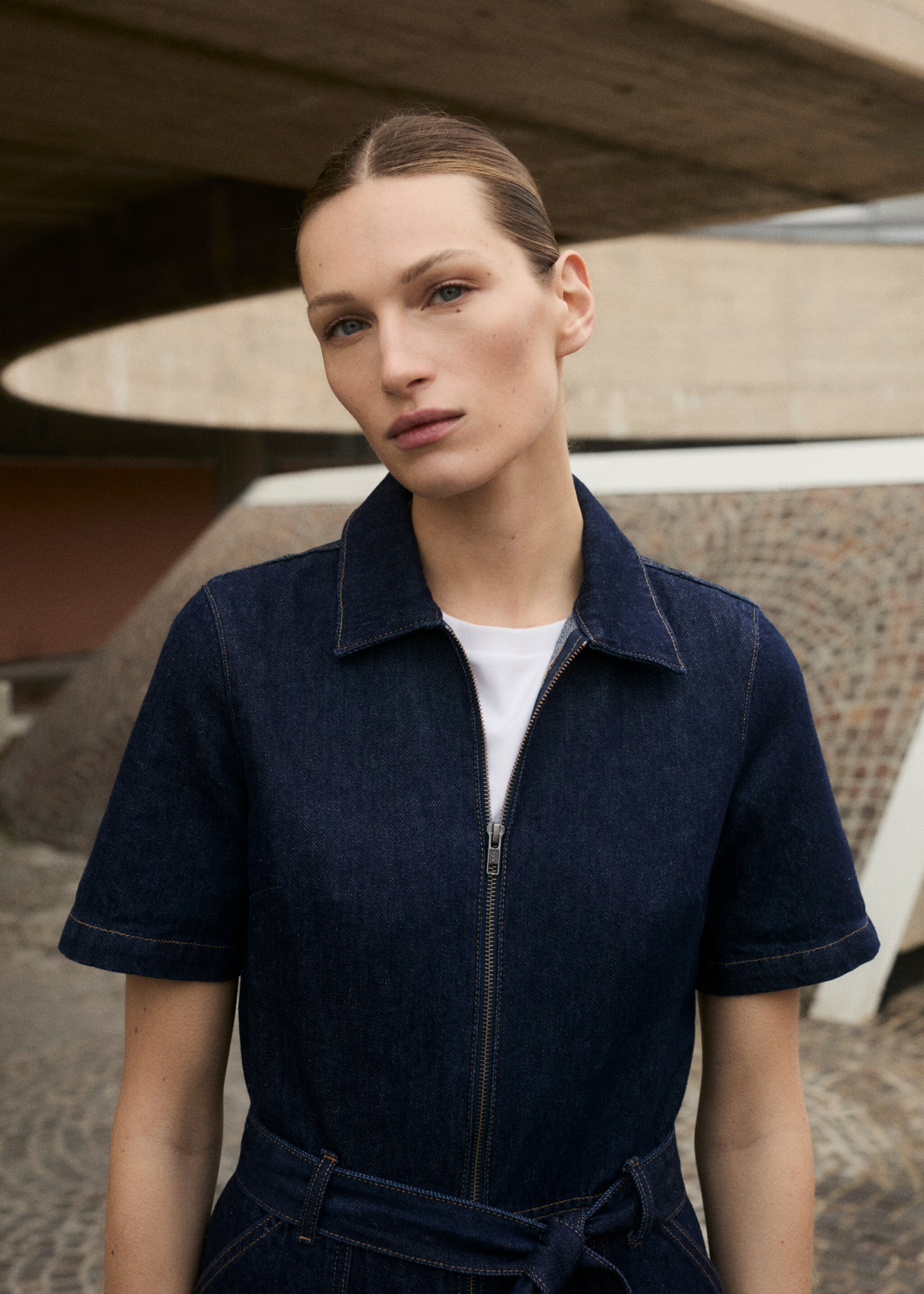 Mono vaquero manga corta - Detalle del artículo 1, Azul. Ref: 87064081-00.