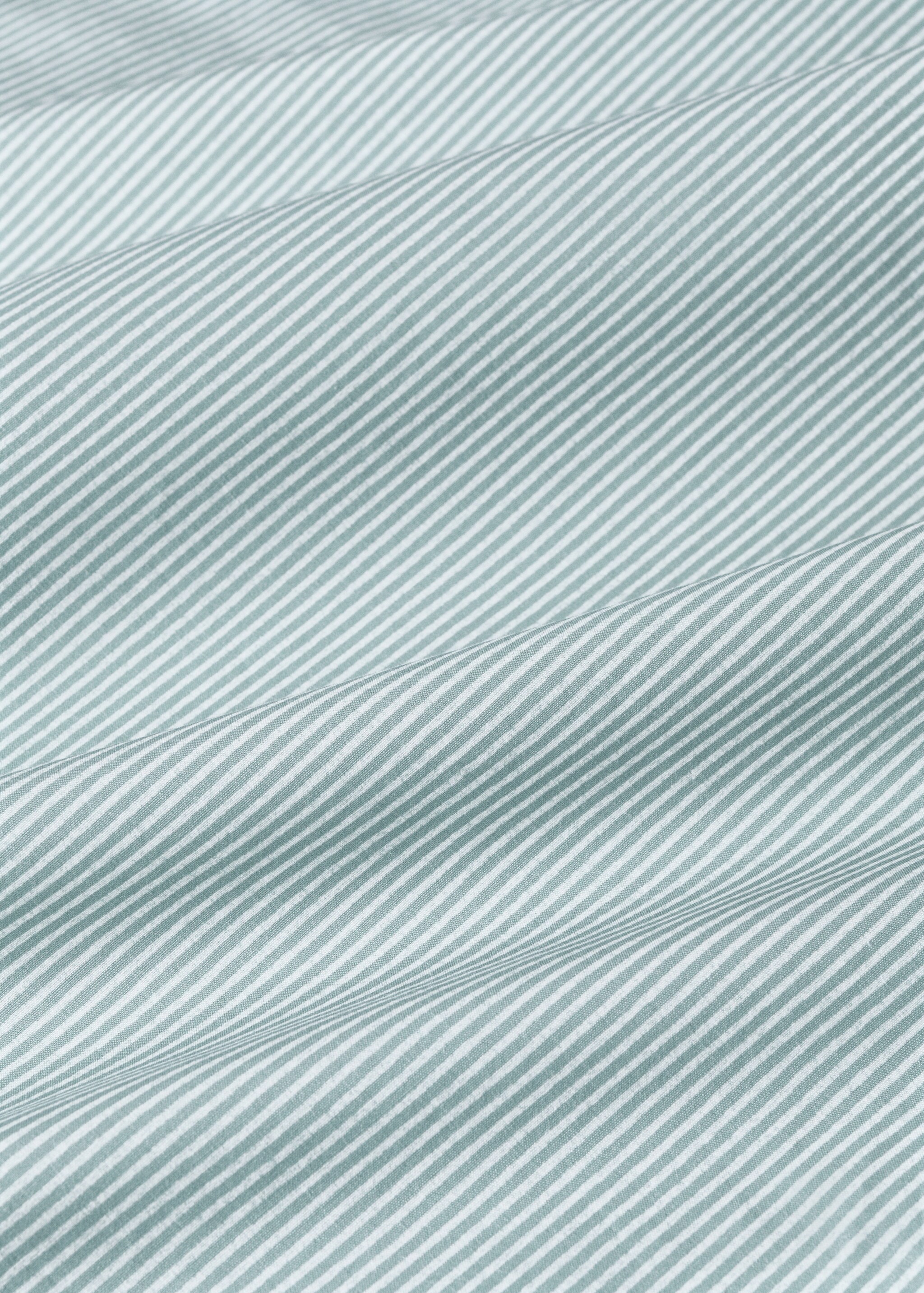 Cotton percale striped fitted sheet for cot - Details of the article 2, Aqua Green. Ref: 87064086-00.