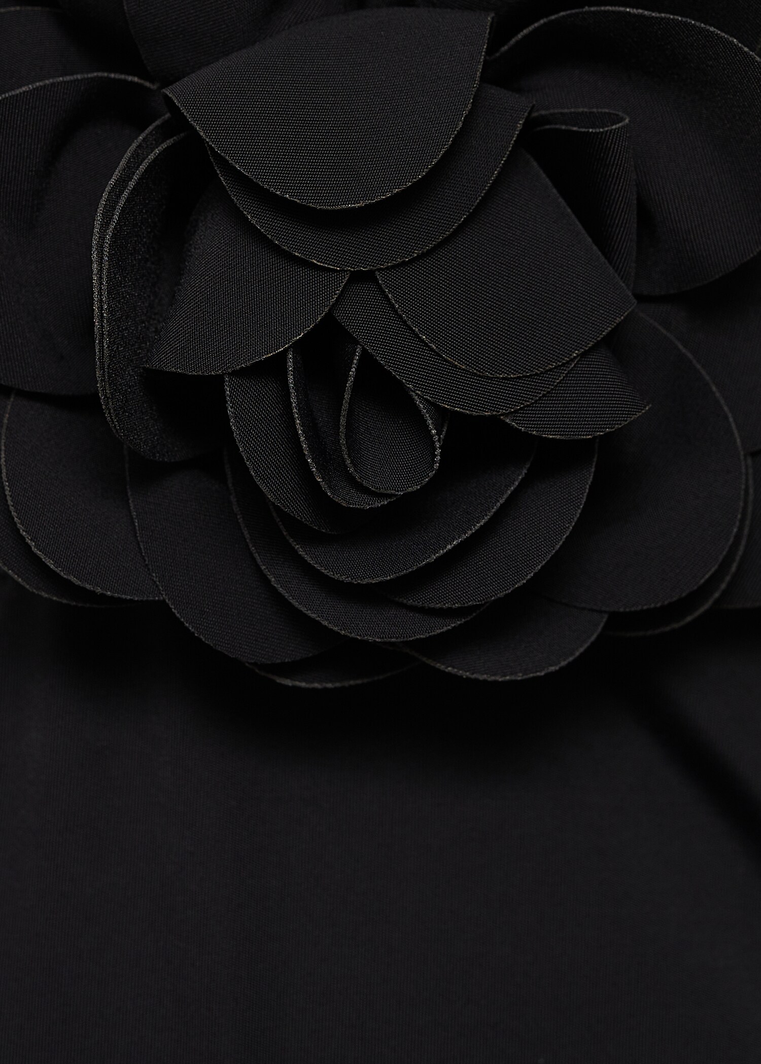 Swimsuit with flower detail - Details of the article 0