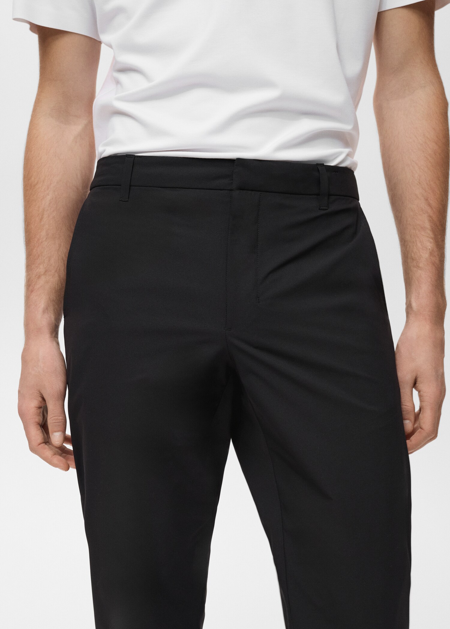 Slim Fit-Hose aus Comfort-Stretch-Gewebe mit Kordel - Detail des Artikels 1