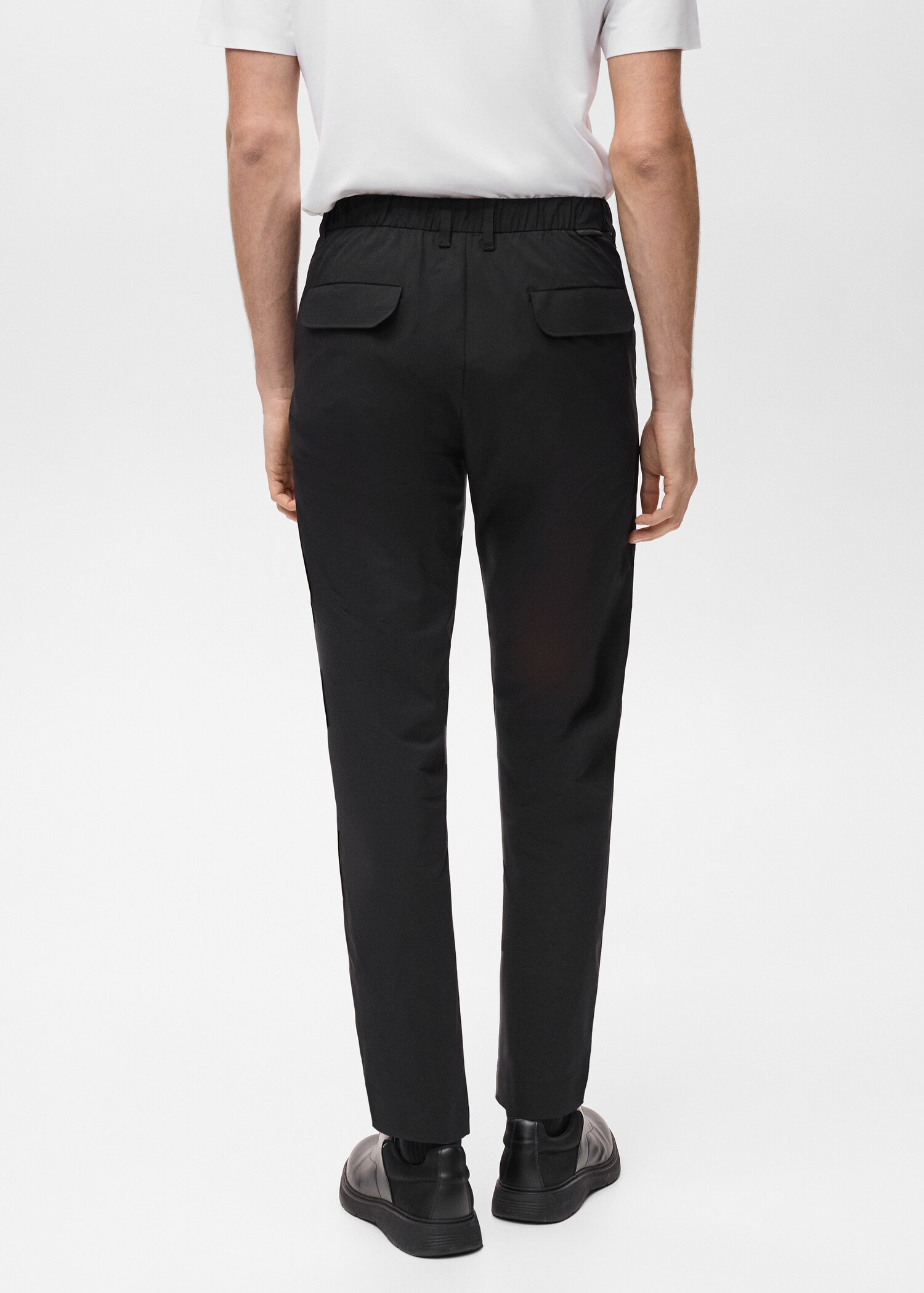 Slim Fit-Hose aus Comfort-Stretch-Gewebe mit Kordel - Rückseite des Artikels