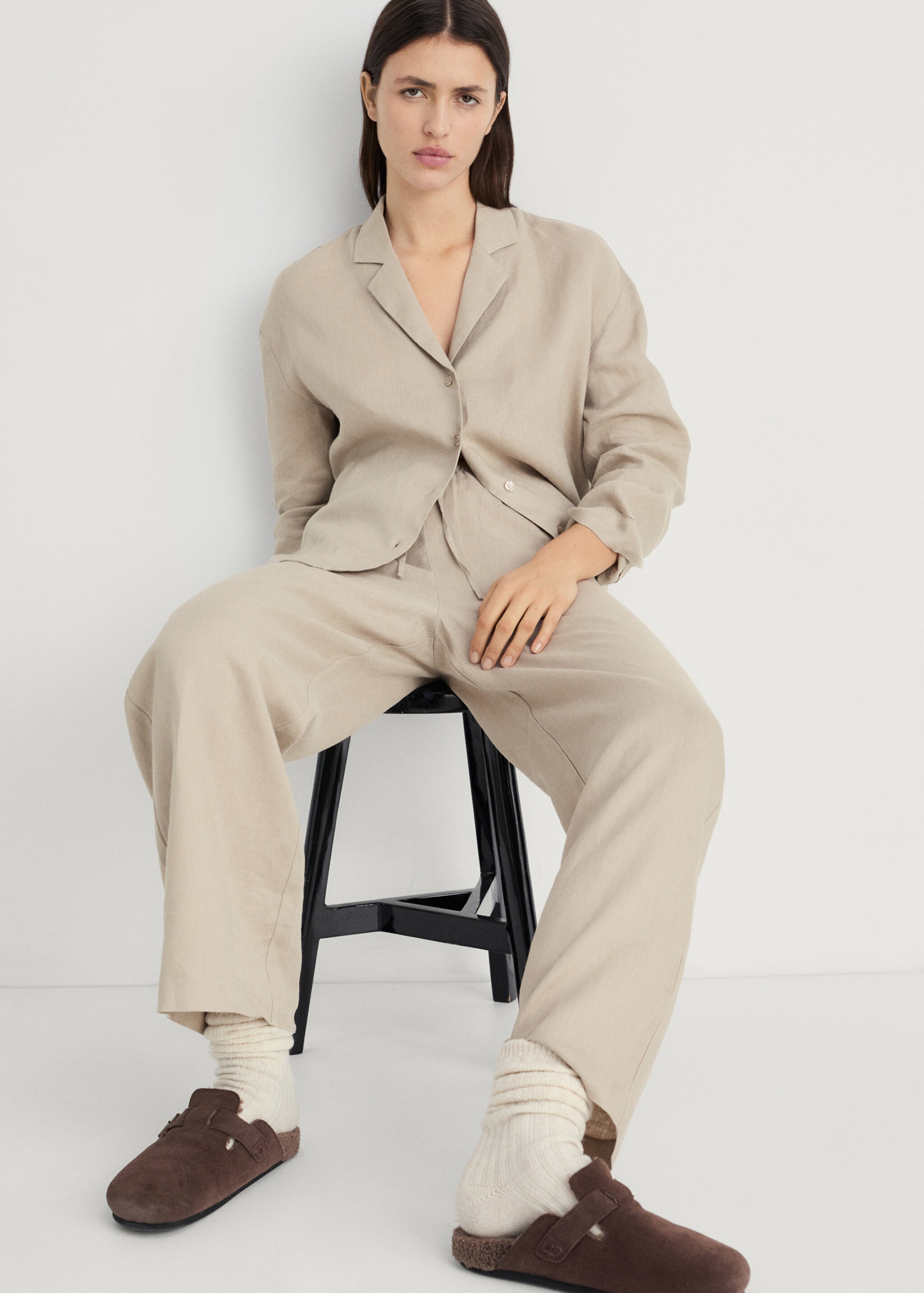 Linen-blend shirt - Details of the article 2, Sand. Ref: 87064403-00.