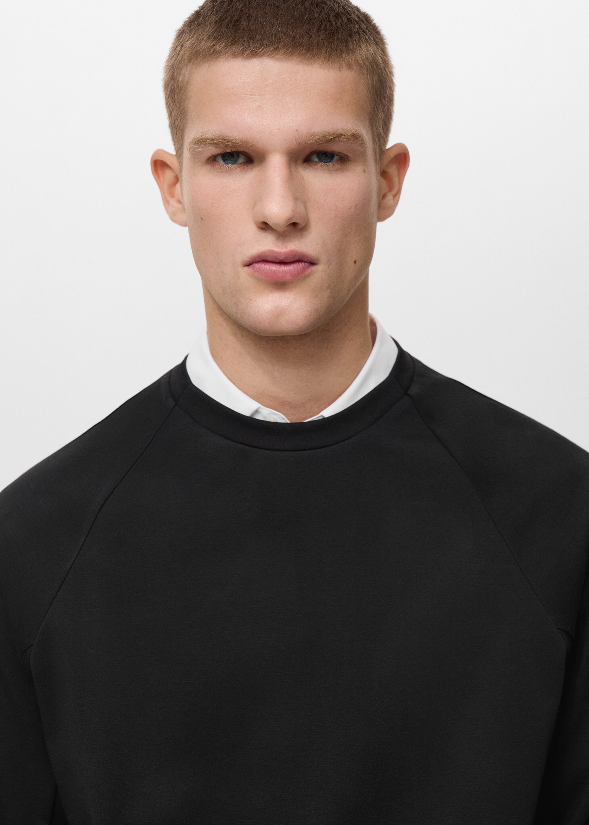 Sweat à col rond COOLMAX® - Détail de l'article 1, Noir. Ref: 87064406-00.