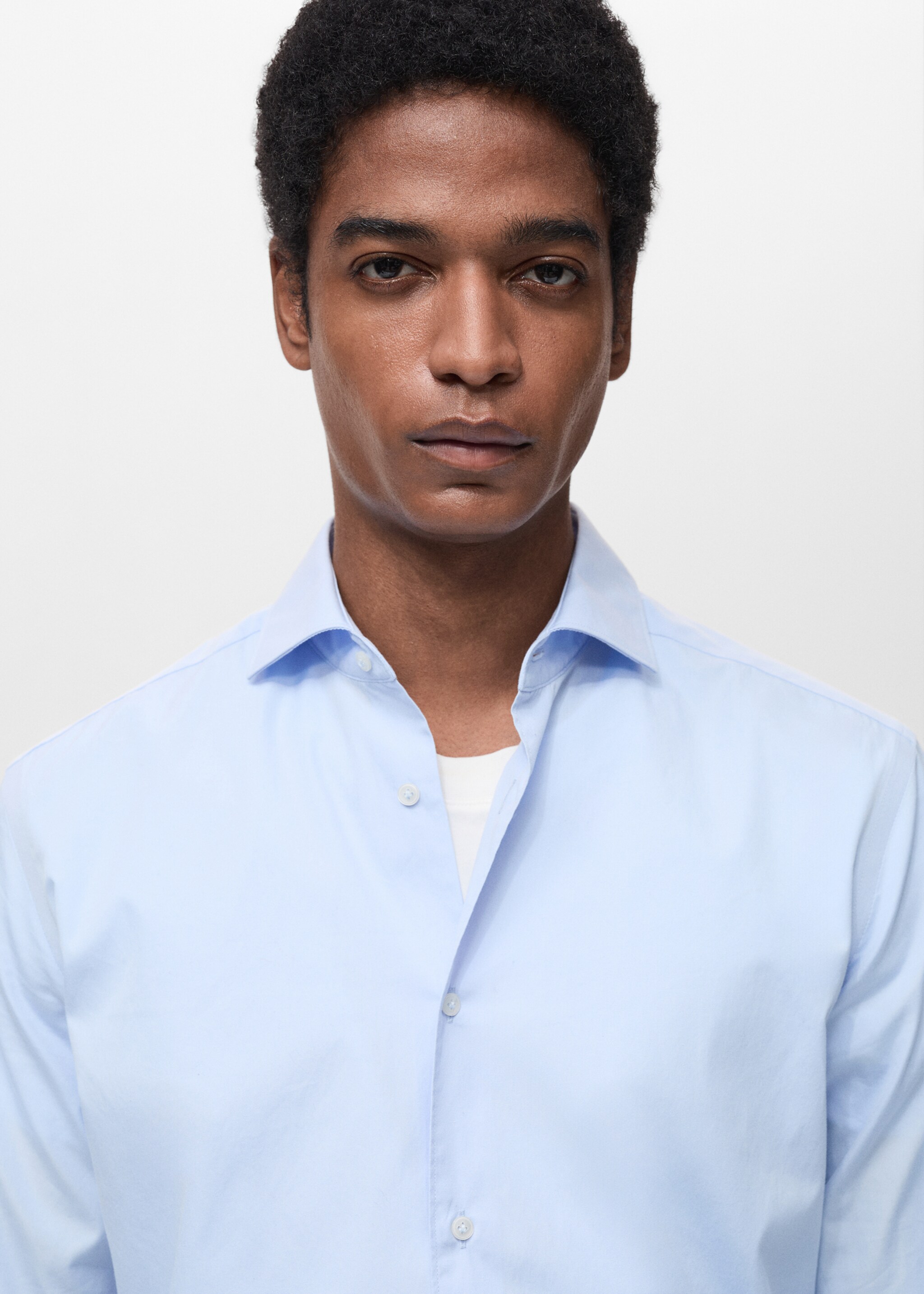 100% cotton regular-fit shirt - Details of the article 1, Sky Blue. Ref: 87064407-00.
