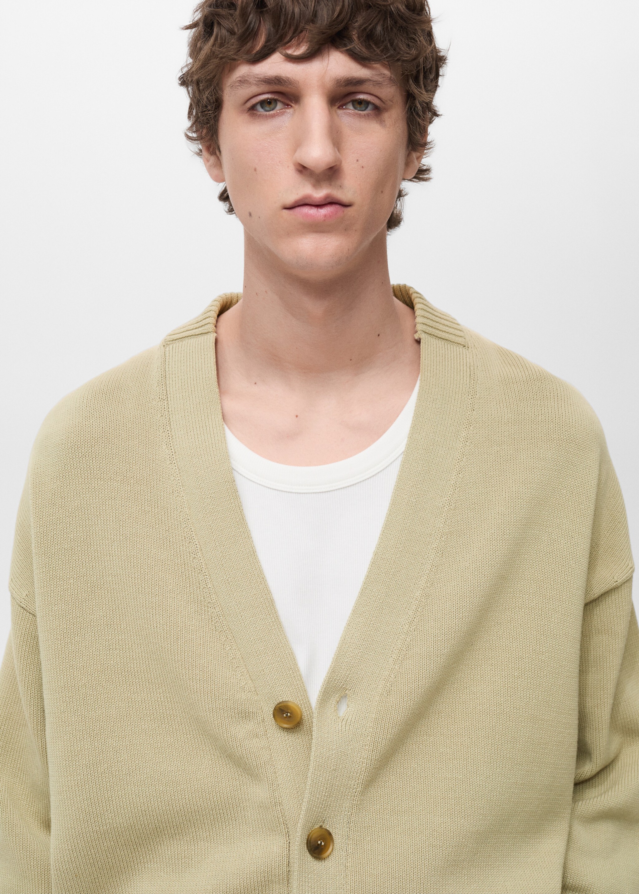 Knitted cotton cardigan with buttons - Details of the article 1, Pastel Green. Ref: 87064411-00.