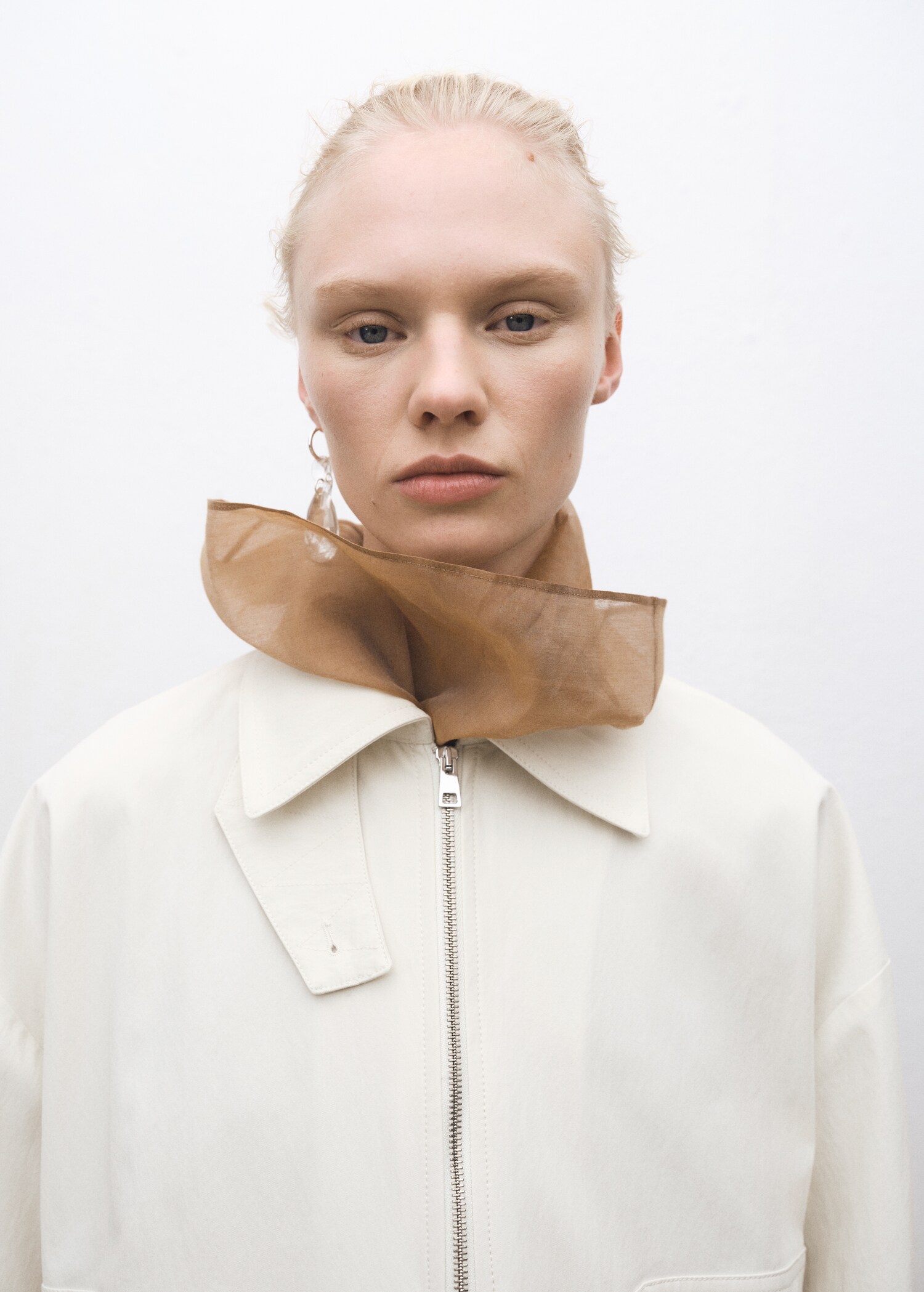 Bomber jacket with adjustable hem - Medium plane