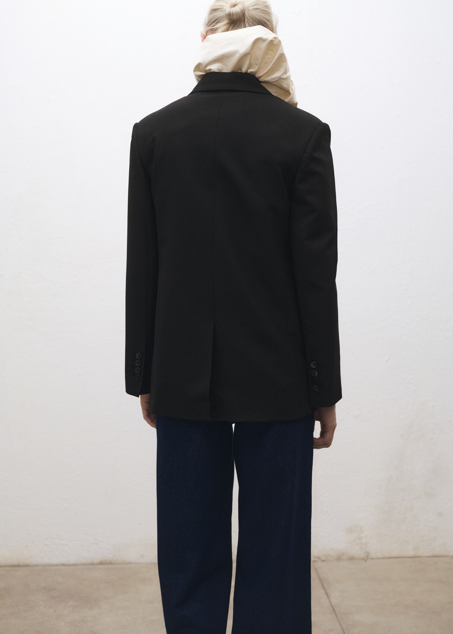 Wool-blend suit blazer - Reverse of the article