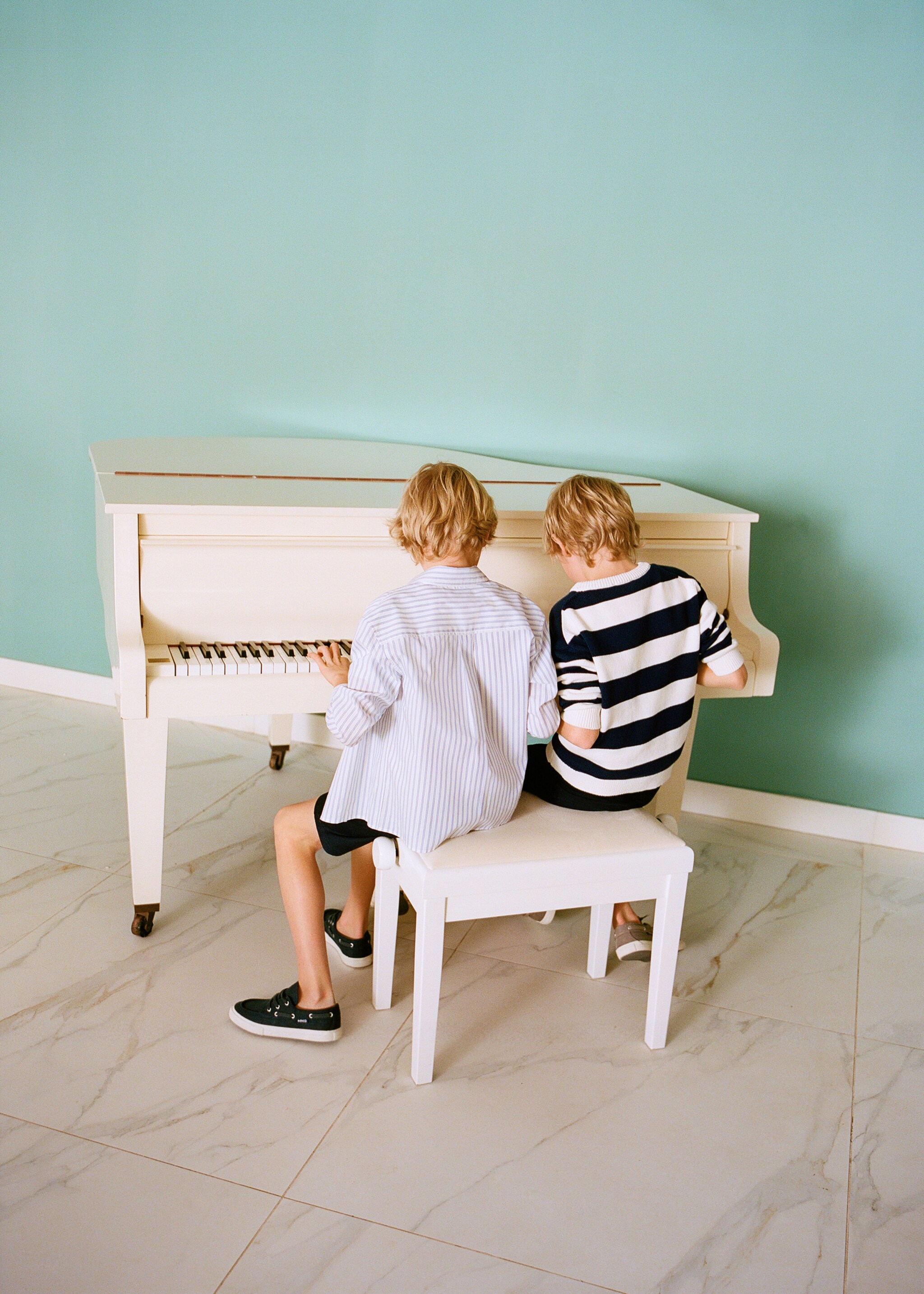 Striped cotton shirt - Details of the article 6, White. Ref: 87064791-00.