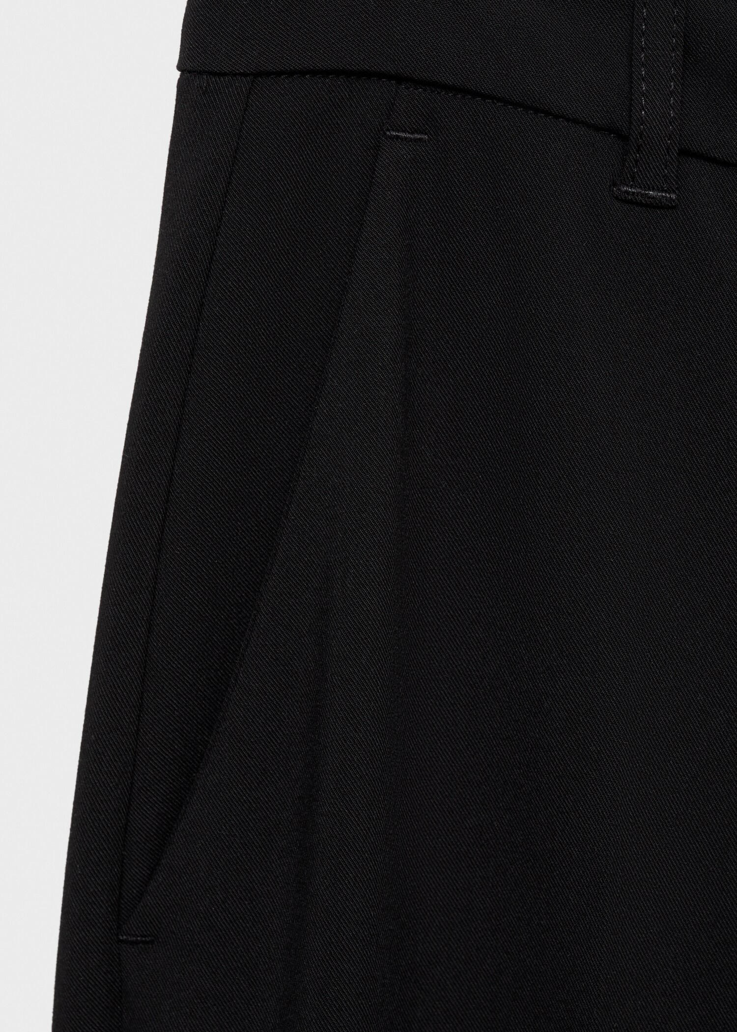 Straight mid-rise trousers - Details of the article 0