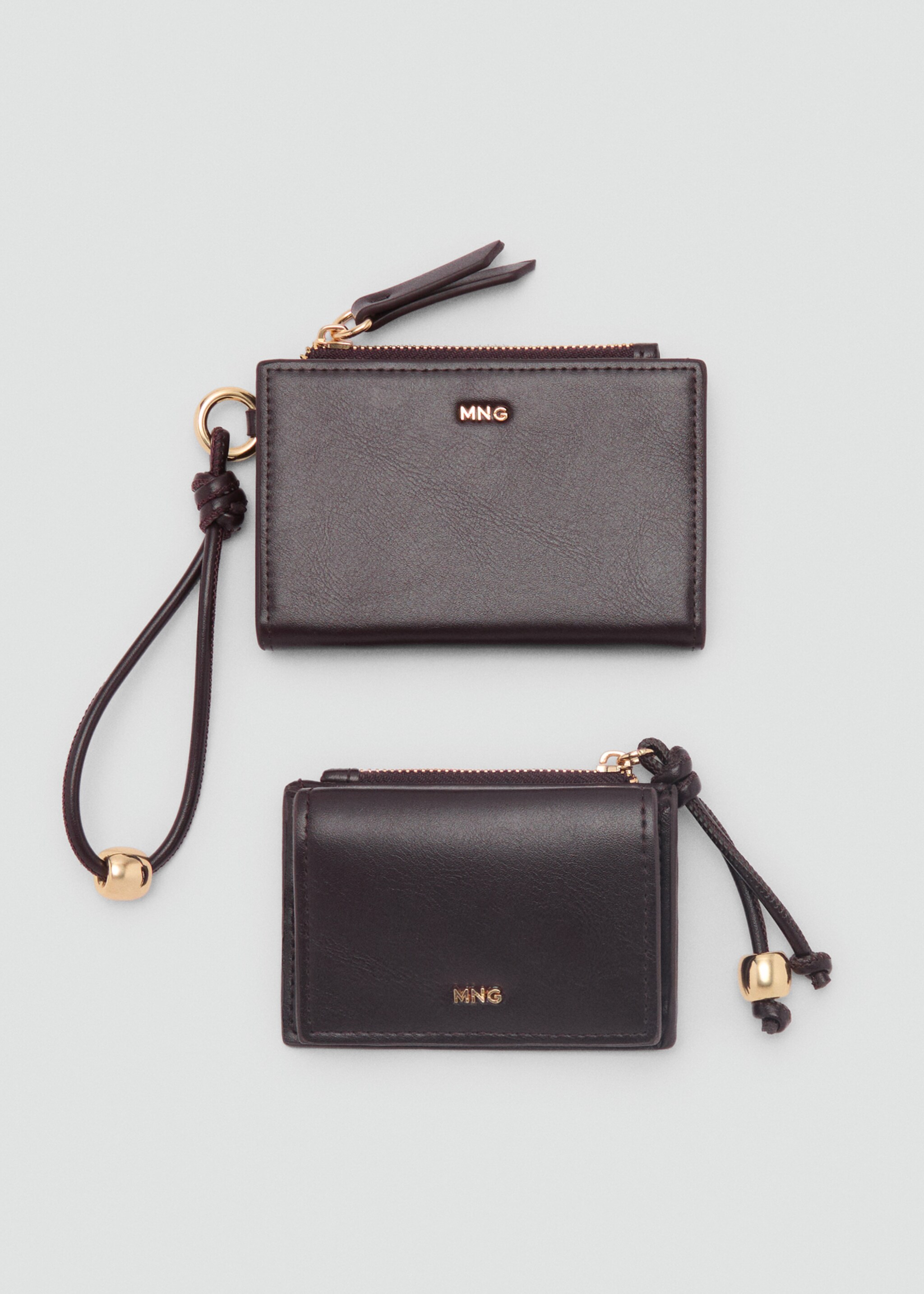 Faux-effect purse with bead detail - Details of the article 2, Chocolate. Ref: 87064809-00.
