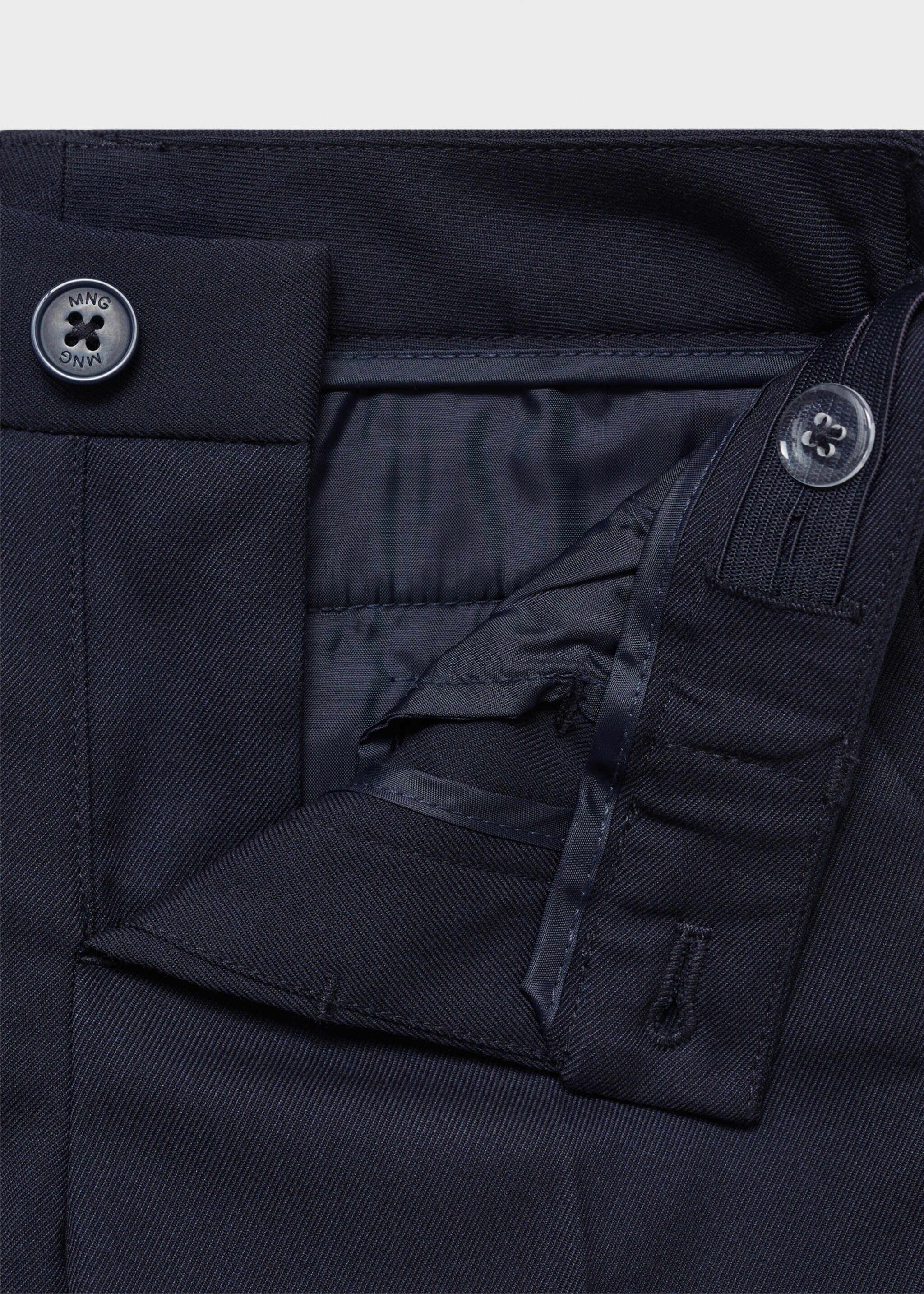 Suit trousers - Details of the article 8, Dark Navy. Ref: 87065137-00.