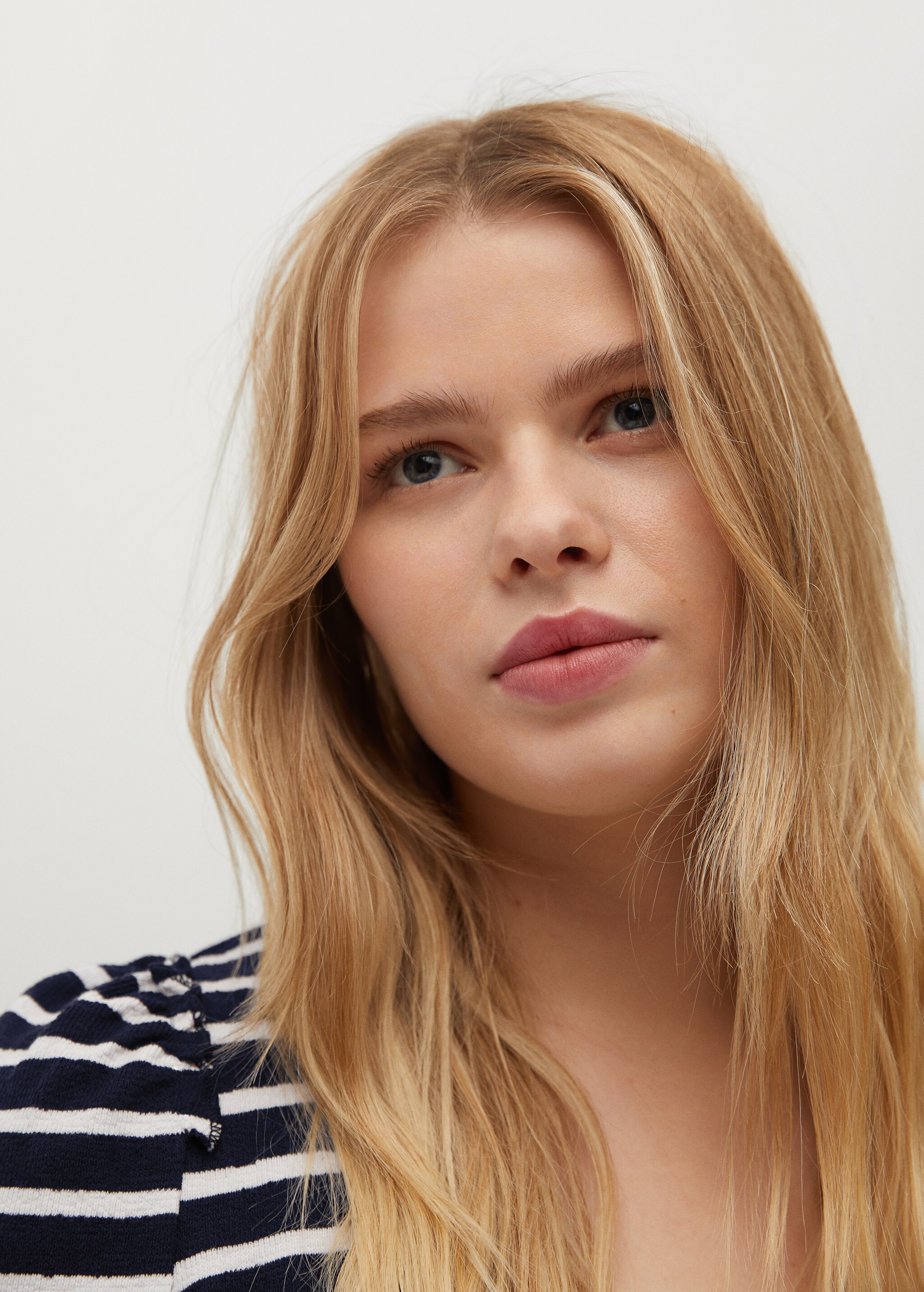 Puffed sleeves striped dress - Details of the article 1