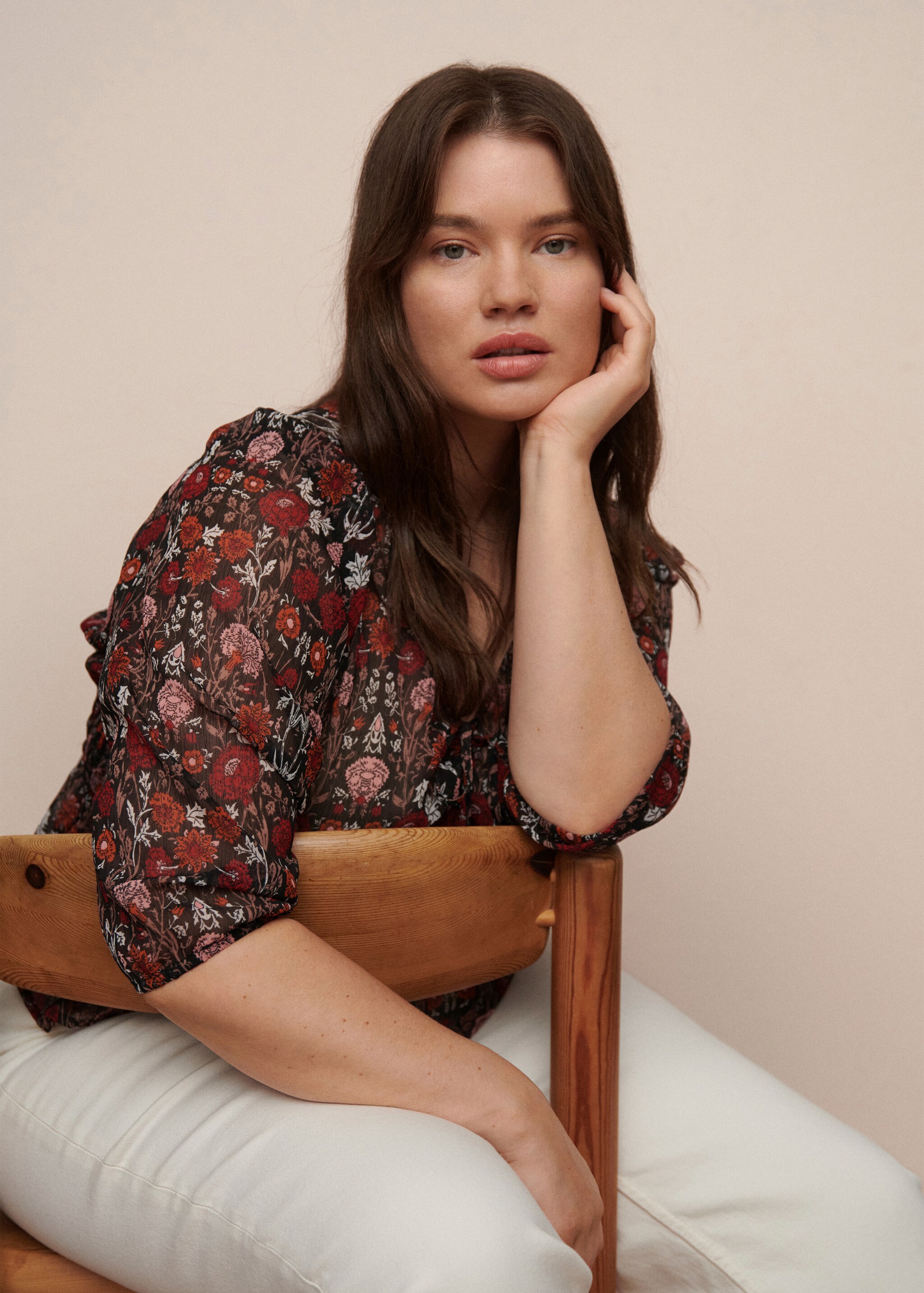 Flowy printed blouse - Details of the article 5