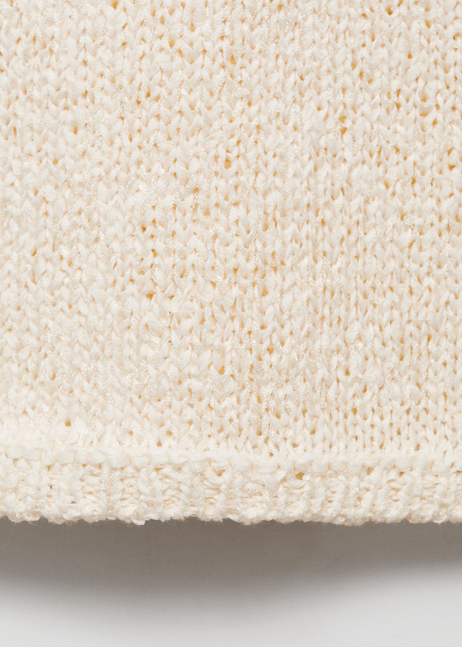 Häkelpullover mit Rundhals - Detail des Artikels 0