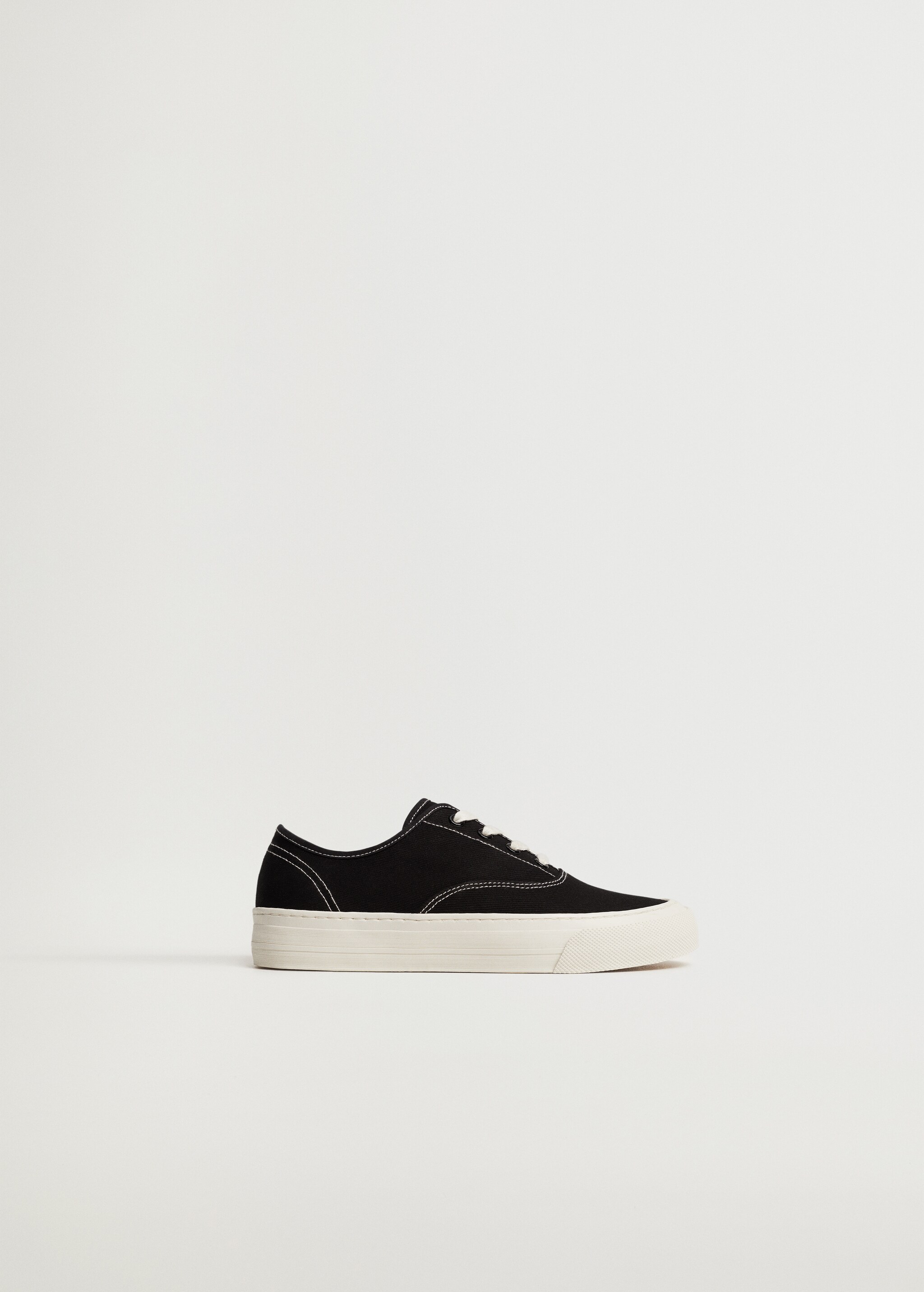 Sneakers mit Kontrastsohle - Artikel ohne Model