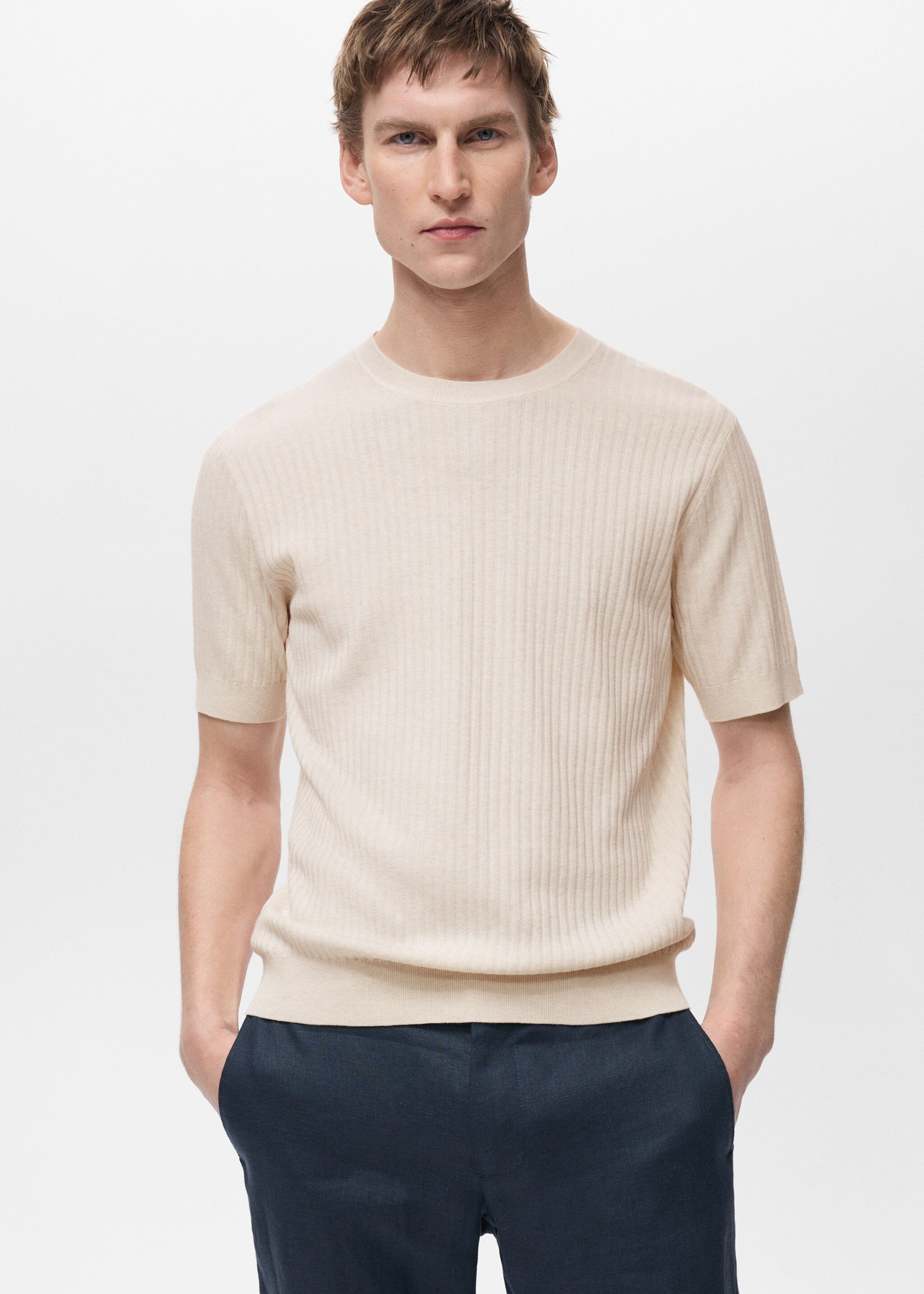 Textured striped T-shirt - Medium plane, Ivory White. Ref: 87065933-00.