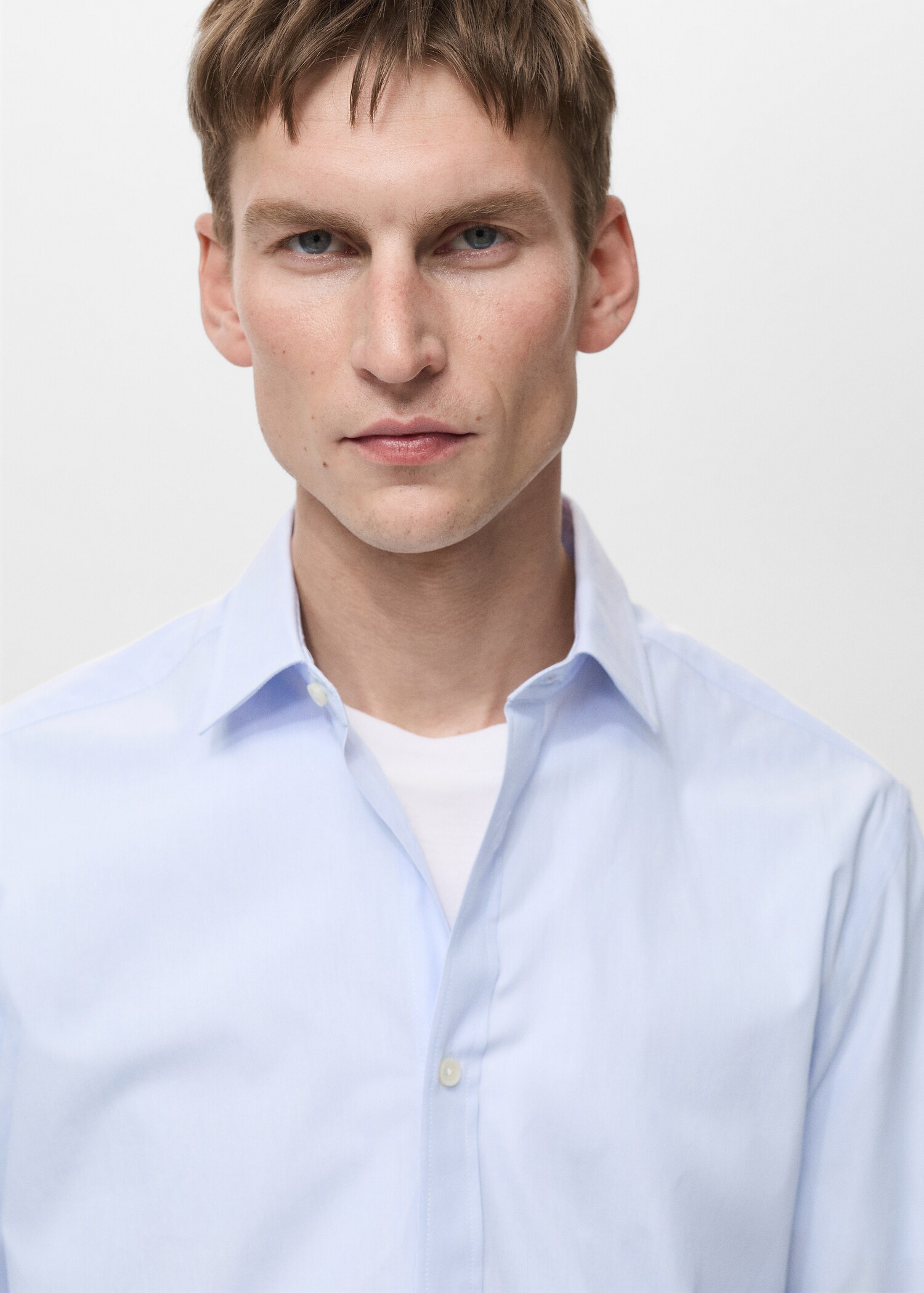 100% cotton slim-fit striped shirt - Details of the article 1