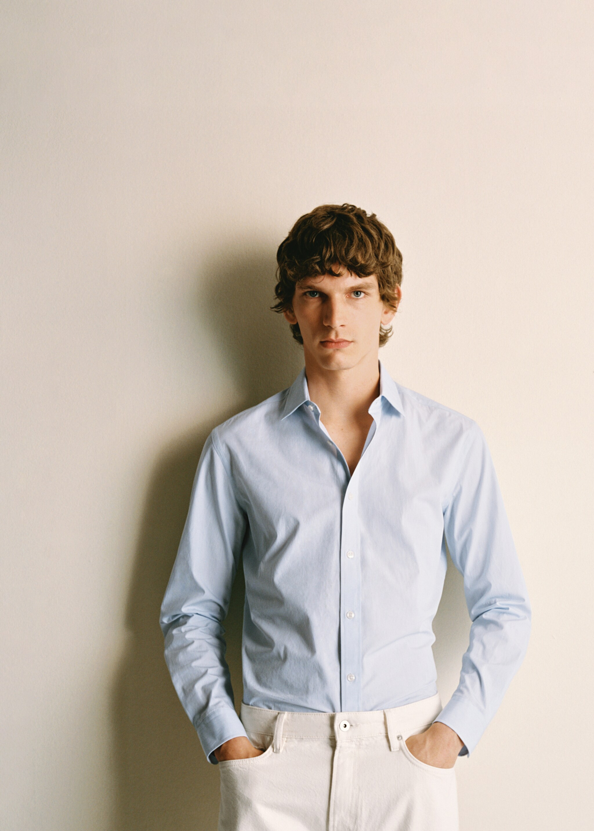 Gestreept slim-fit overhemd 100% katoen - Detail van het artikel 5, Hemelsblauw. Ref: 87065937-00.