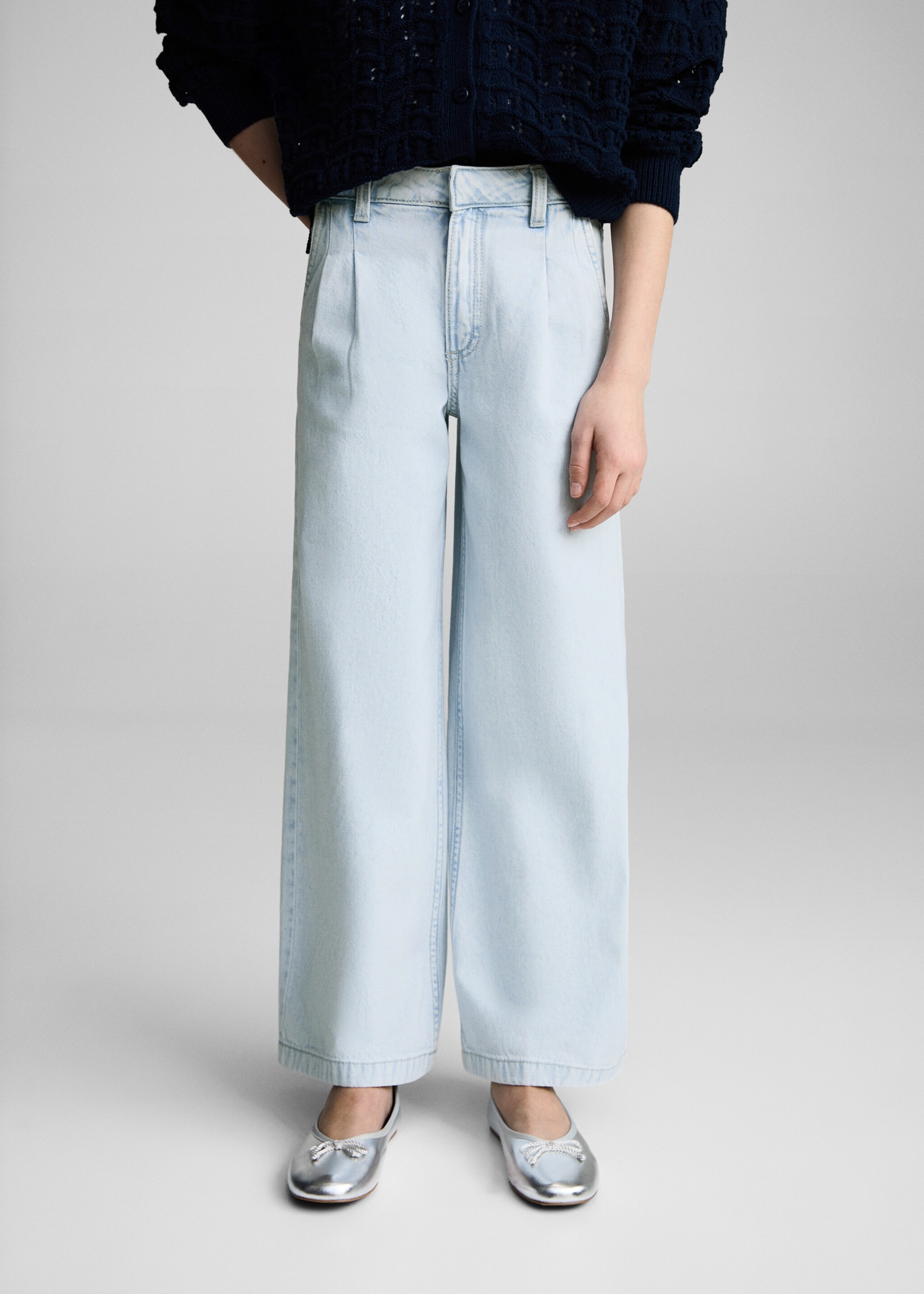 Straight-fit jeans with pleat detail - Details of the article 6, Light Blue. Ref: 87065943-00.