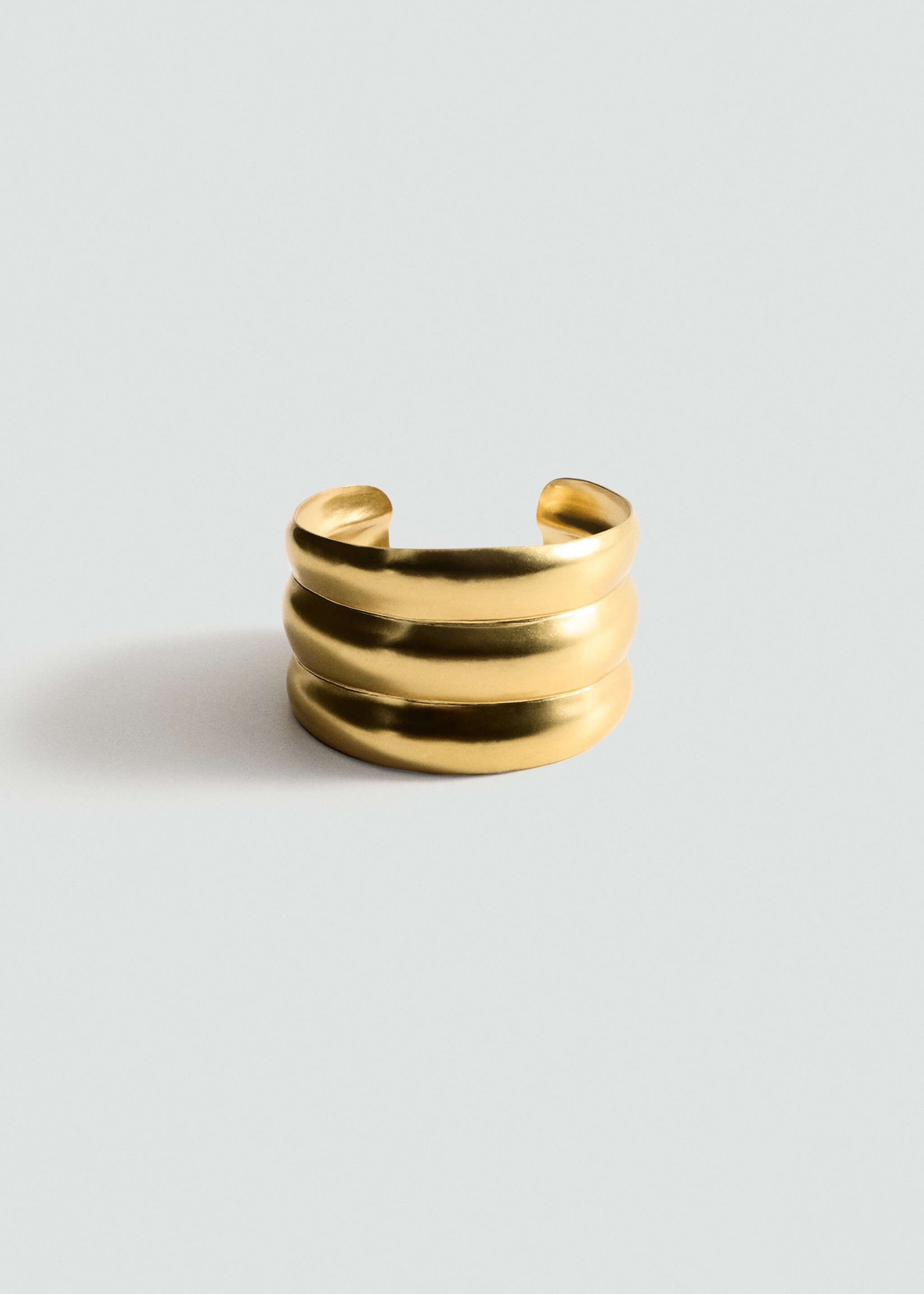 Armreif mit Relief - Artikel ohne Model, Gold. Ref: 87065970-00.