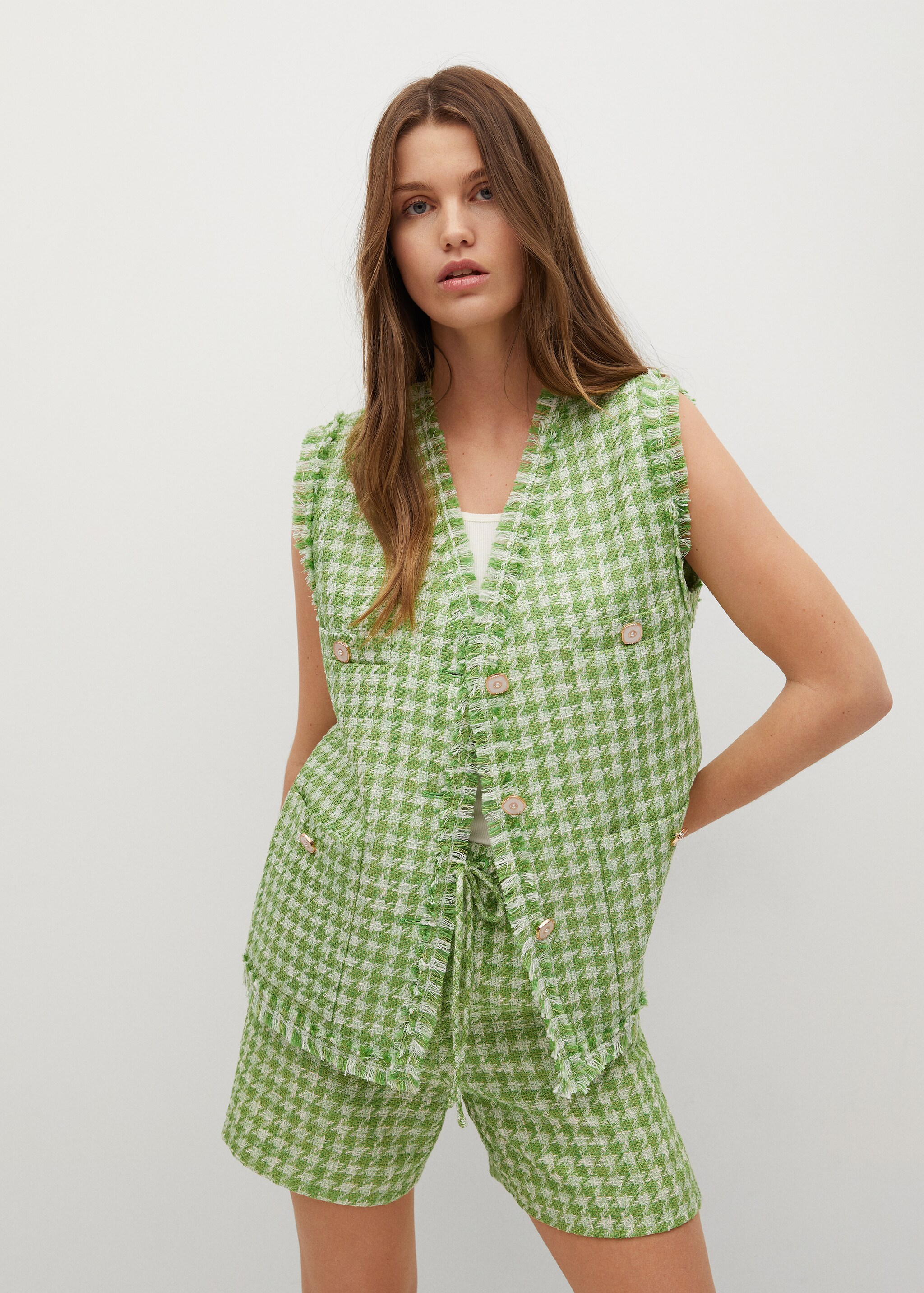 Short tweed pata de gallo - Plano medio