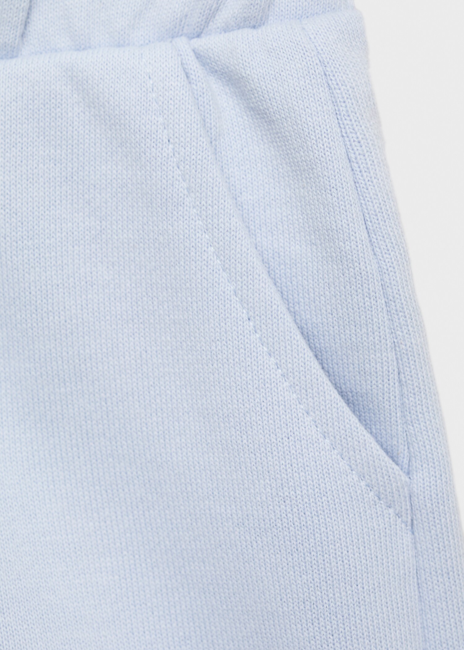 Shorts with ruffled hem - Details of the article 8