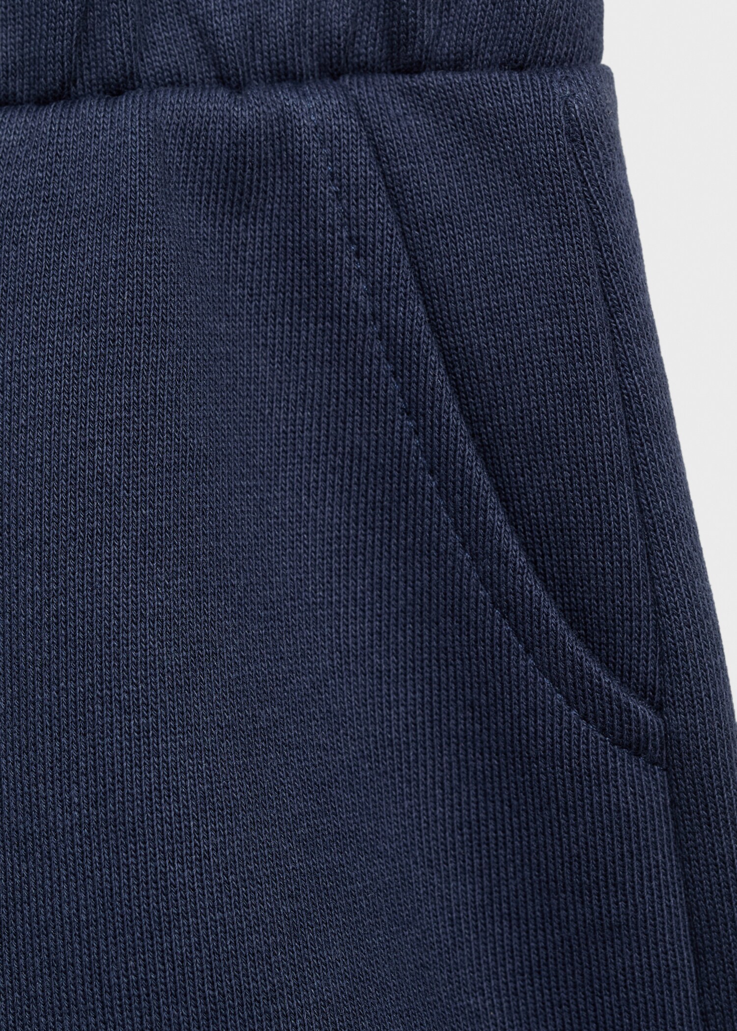 Shorts with ruffled hem - Details of the article 8