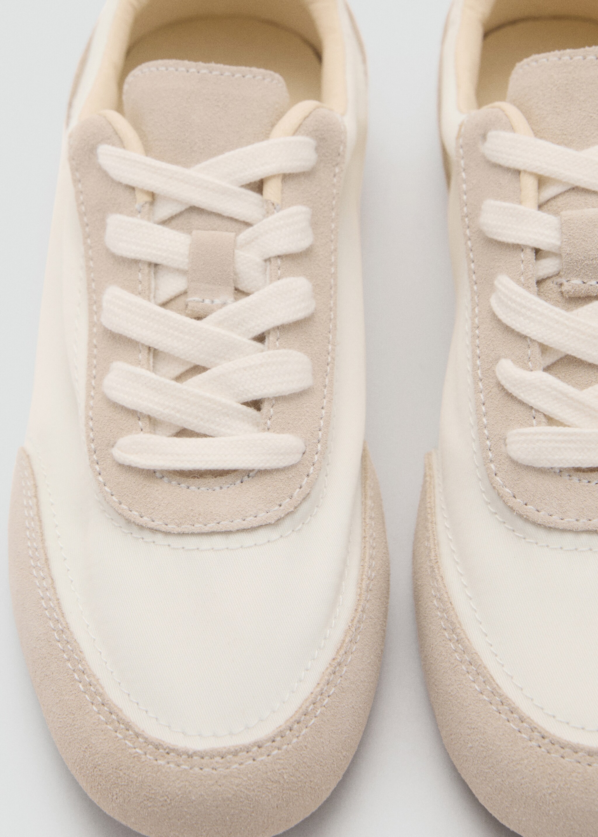 Lace-up suede sneakers - Details of the article 2, White. Ref: 87066710-00.