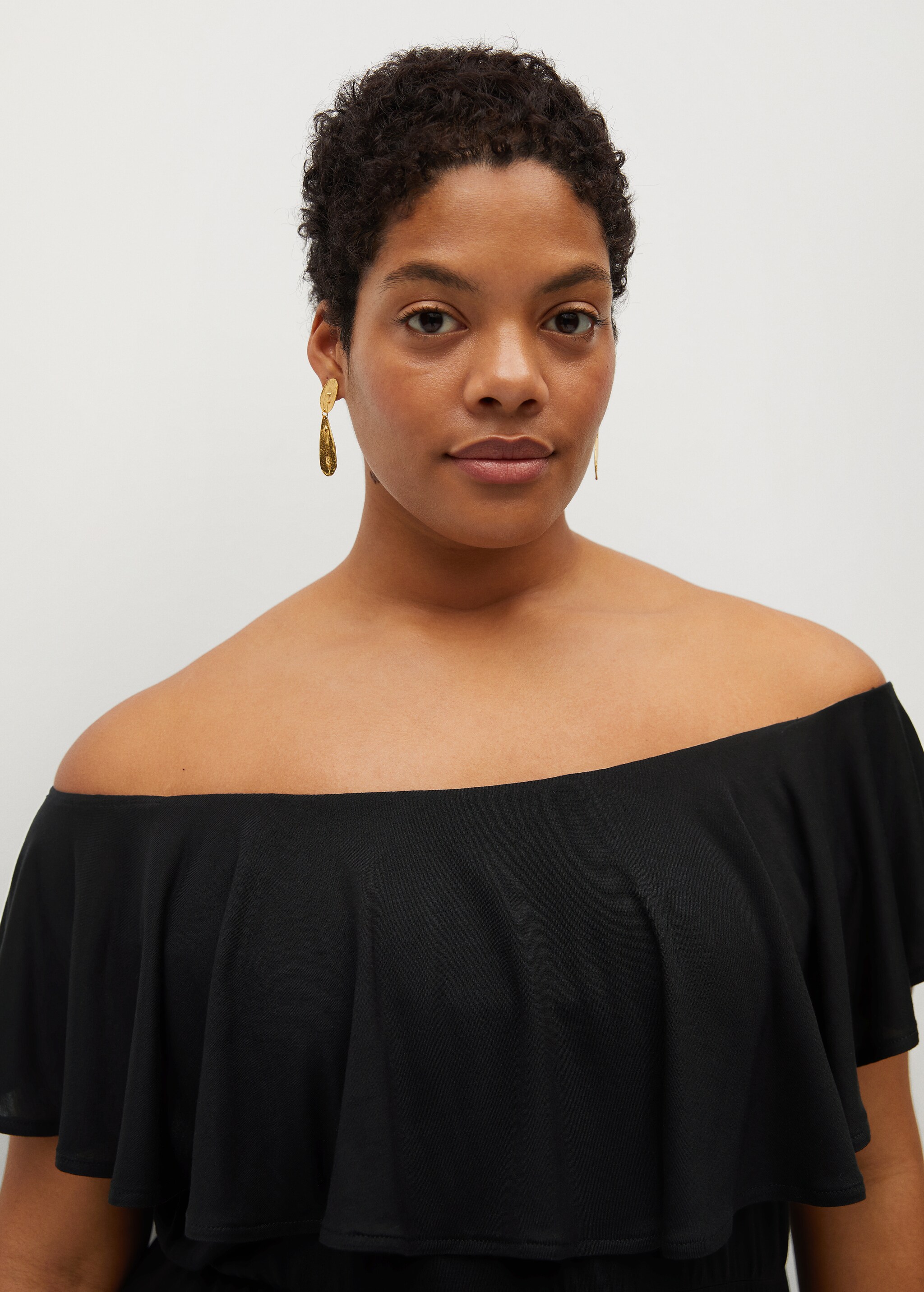 Ruffle knit dress - Details of the article 1