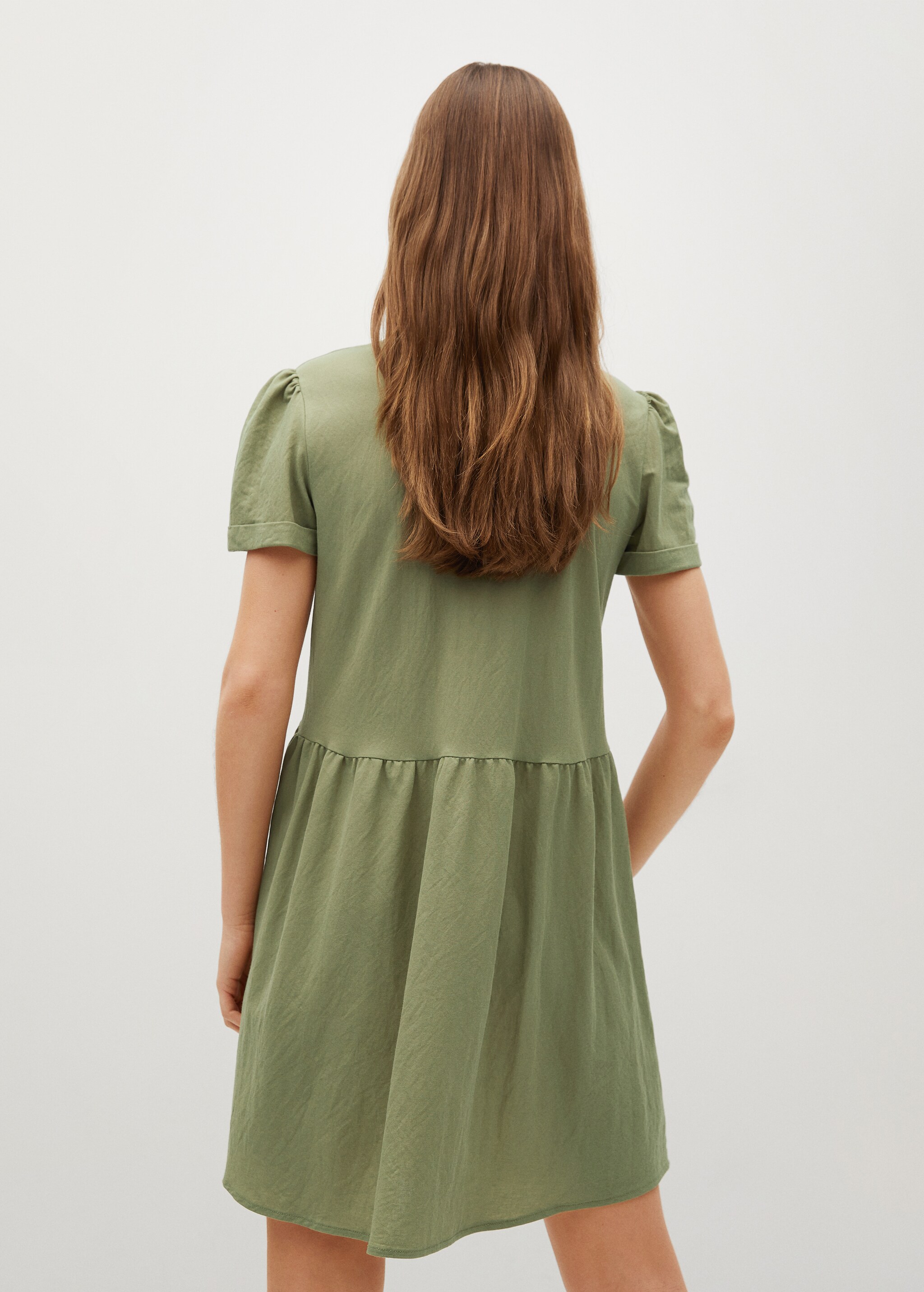 Vestido fluido corto  - Reverso del artículo
