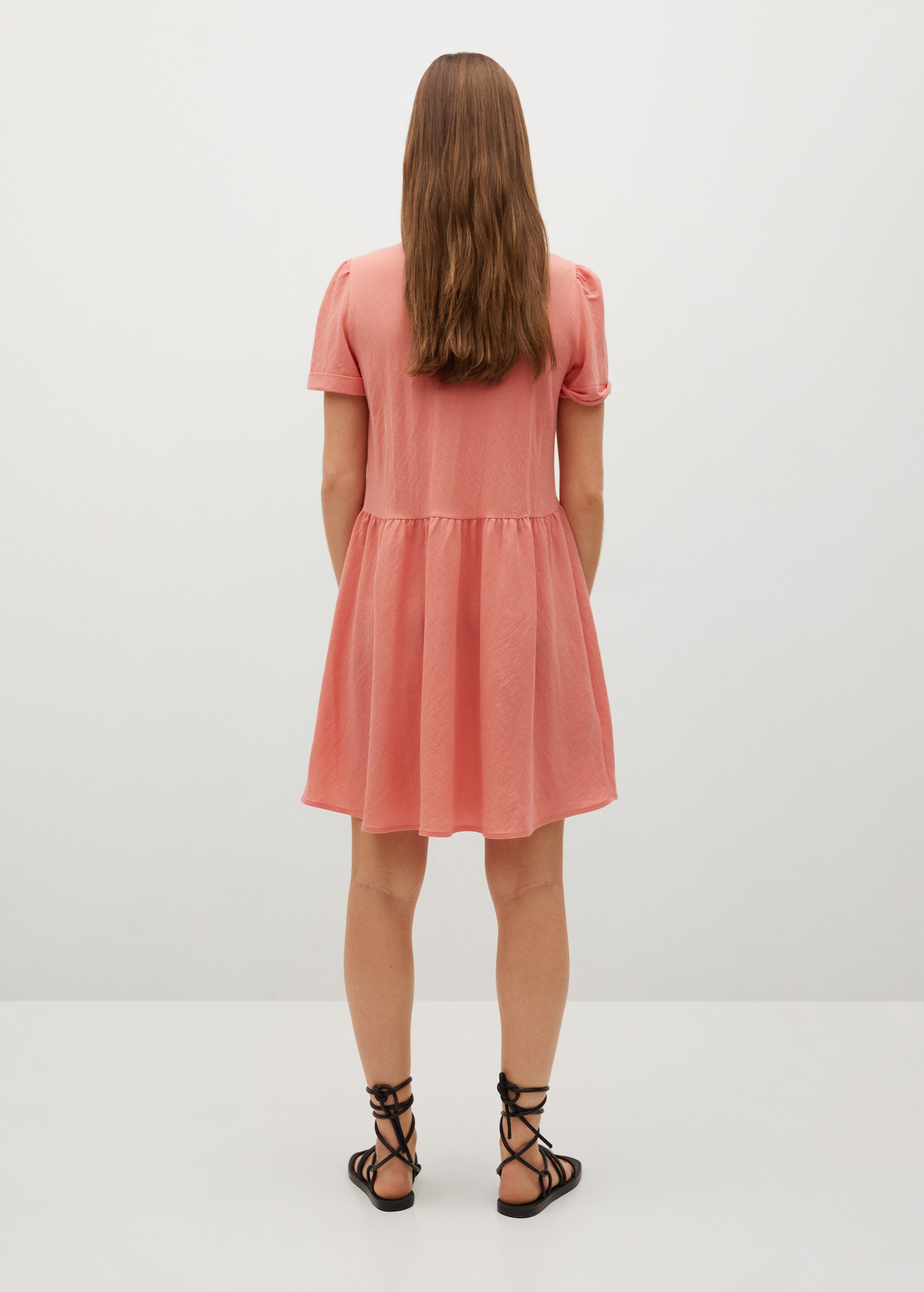 Vestido fluido corto  - Reverso del artículo